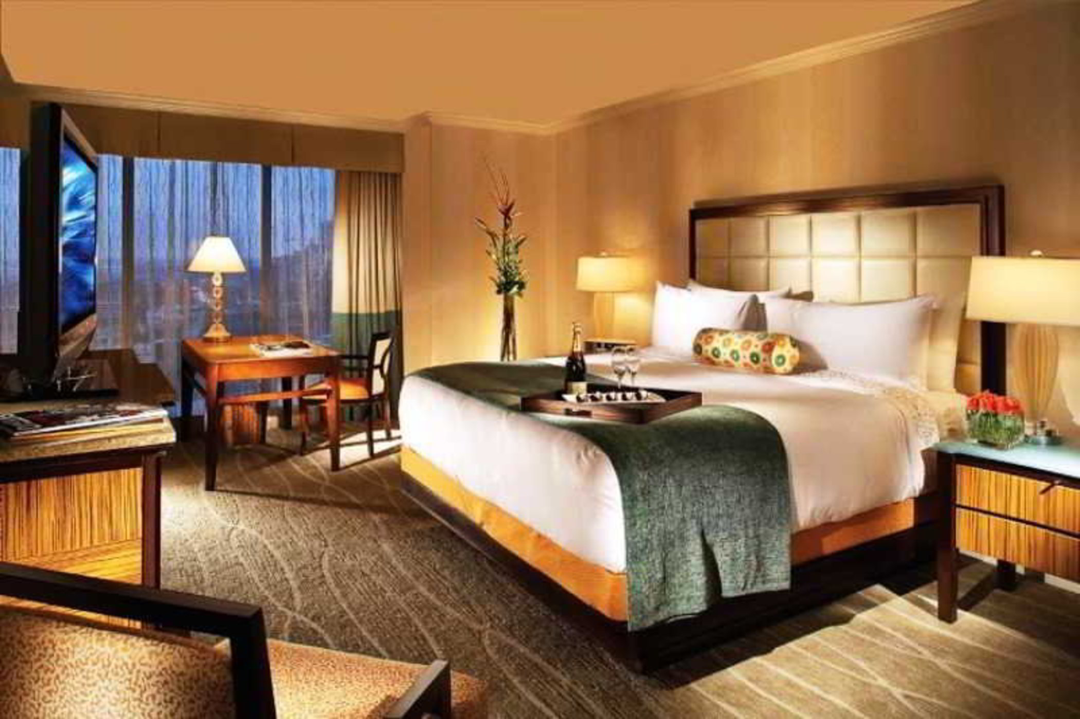 Junior Suite King Size Bed