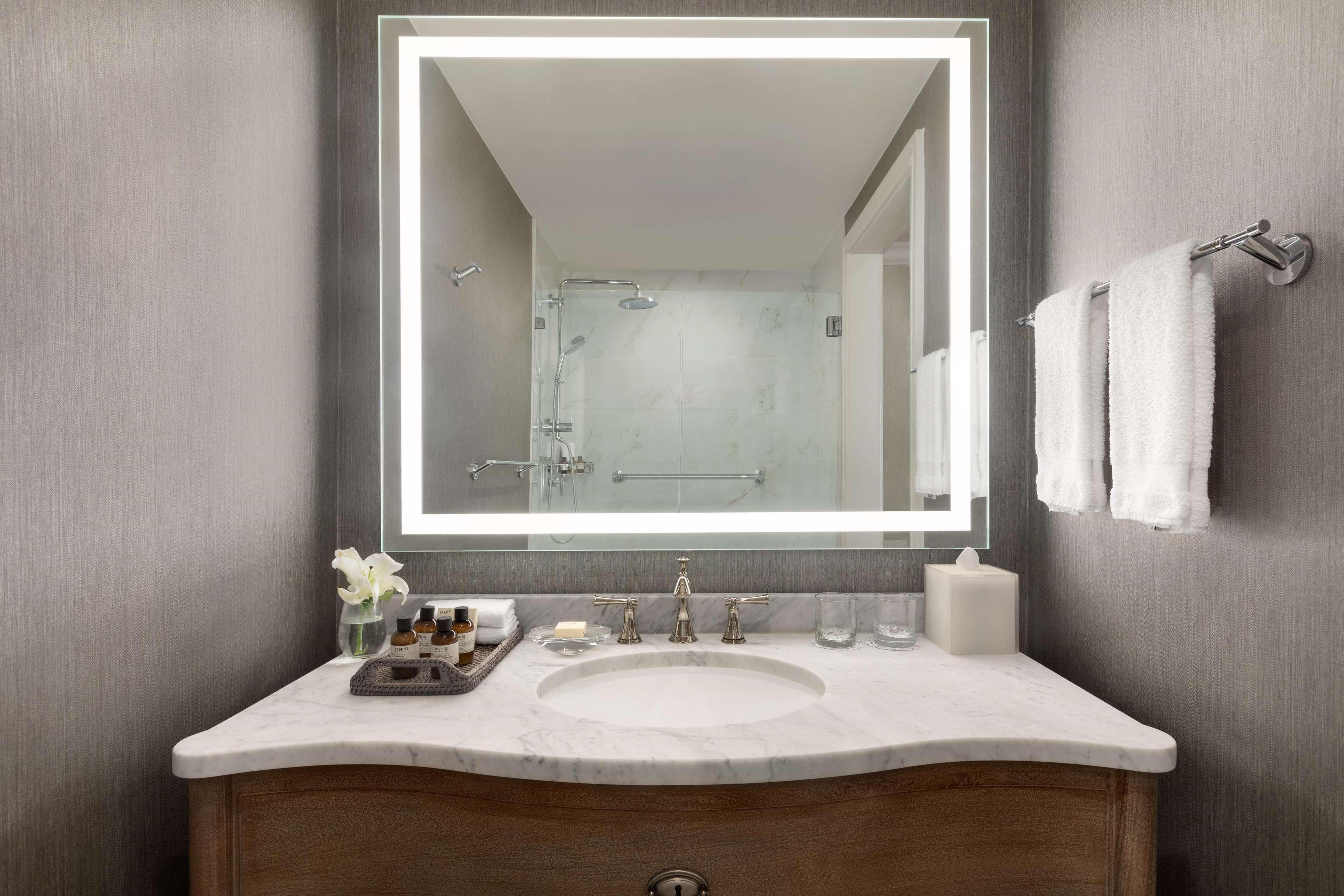 Double Queen Size Bed