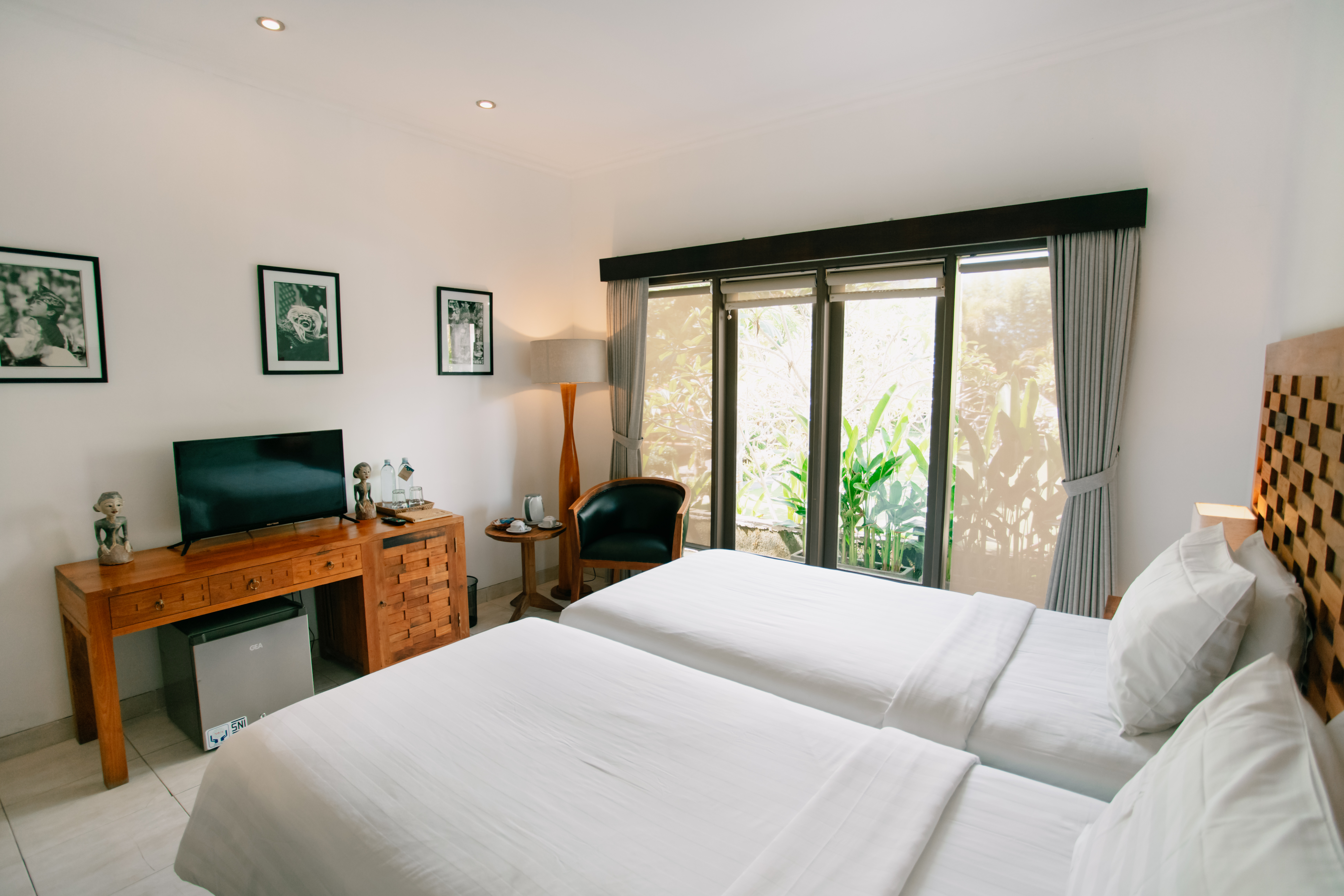 Double or Twin Standard