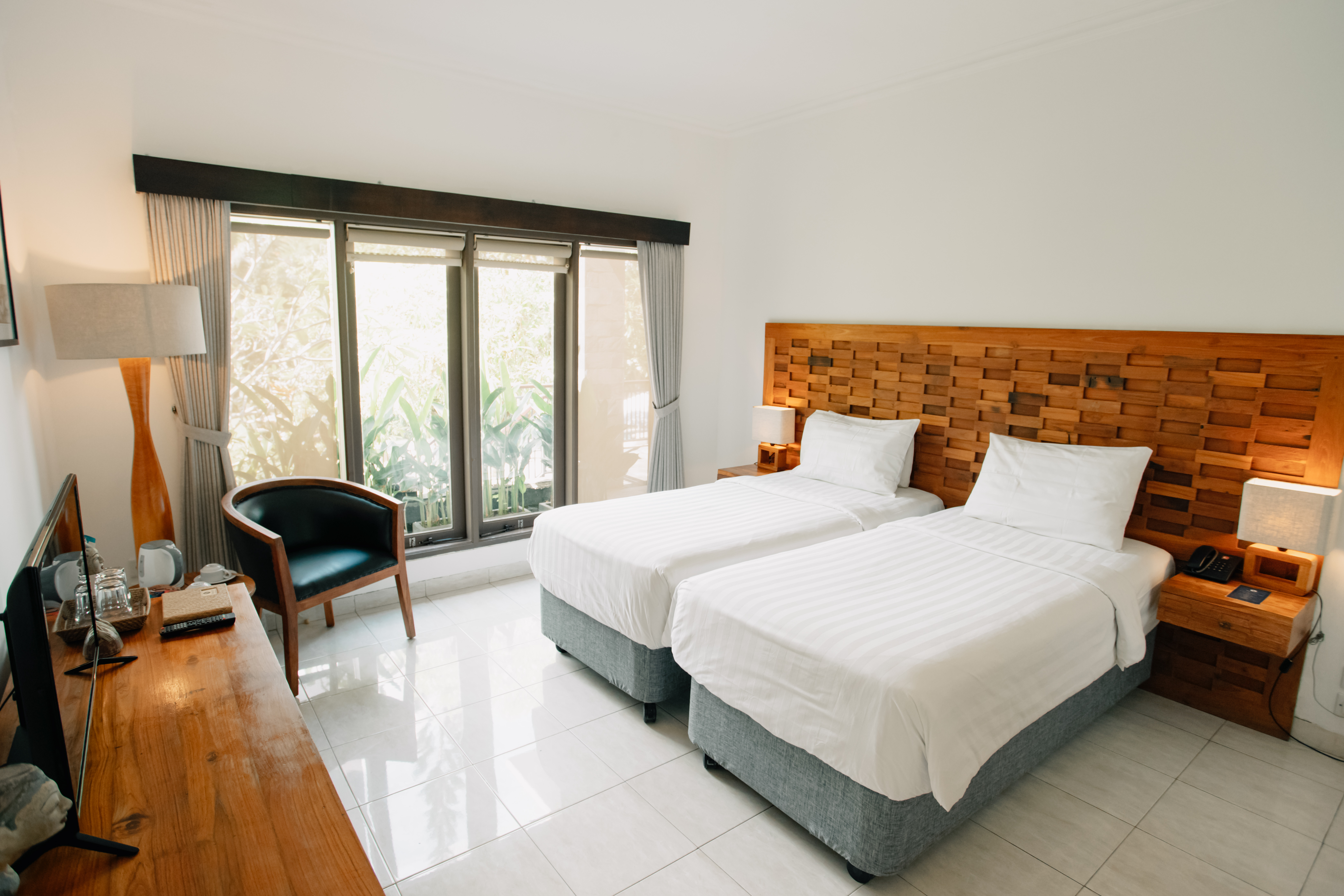 Double or Twin Standard