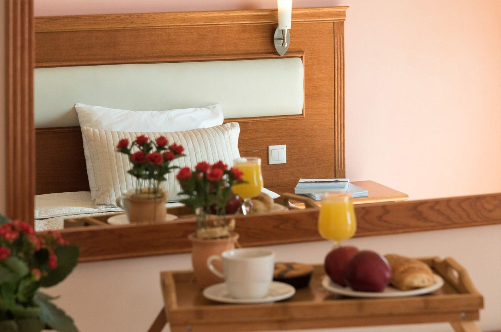 Double or Twin Standard