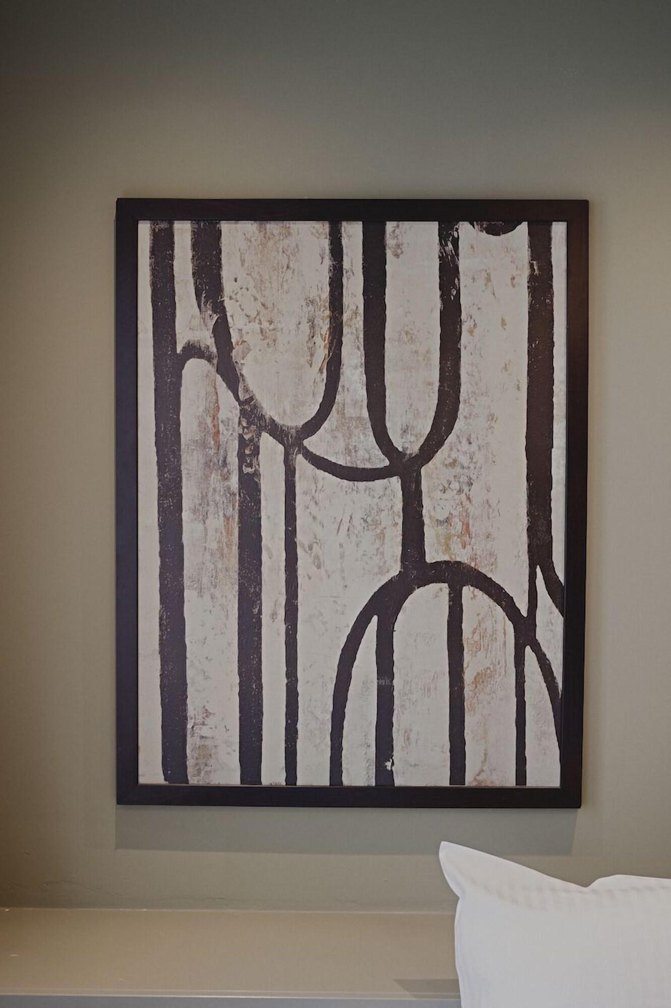 Twin Deluxe Two Beds