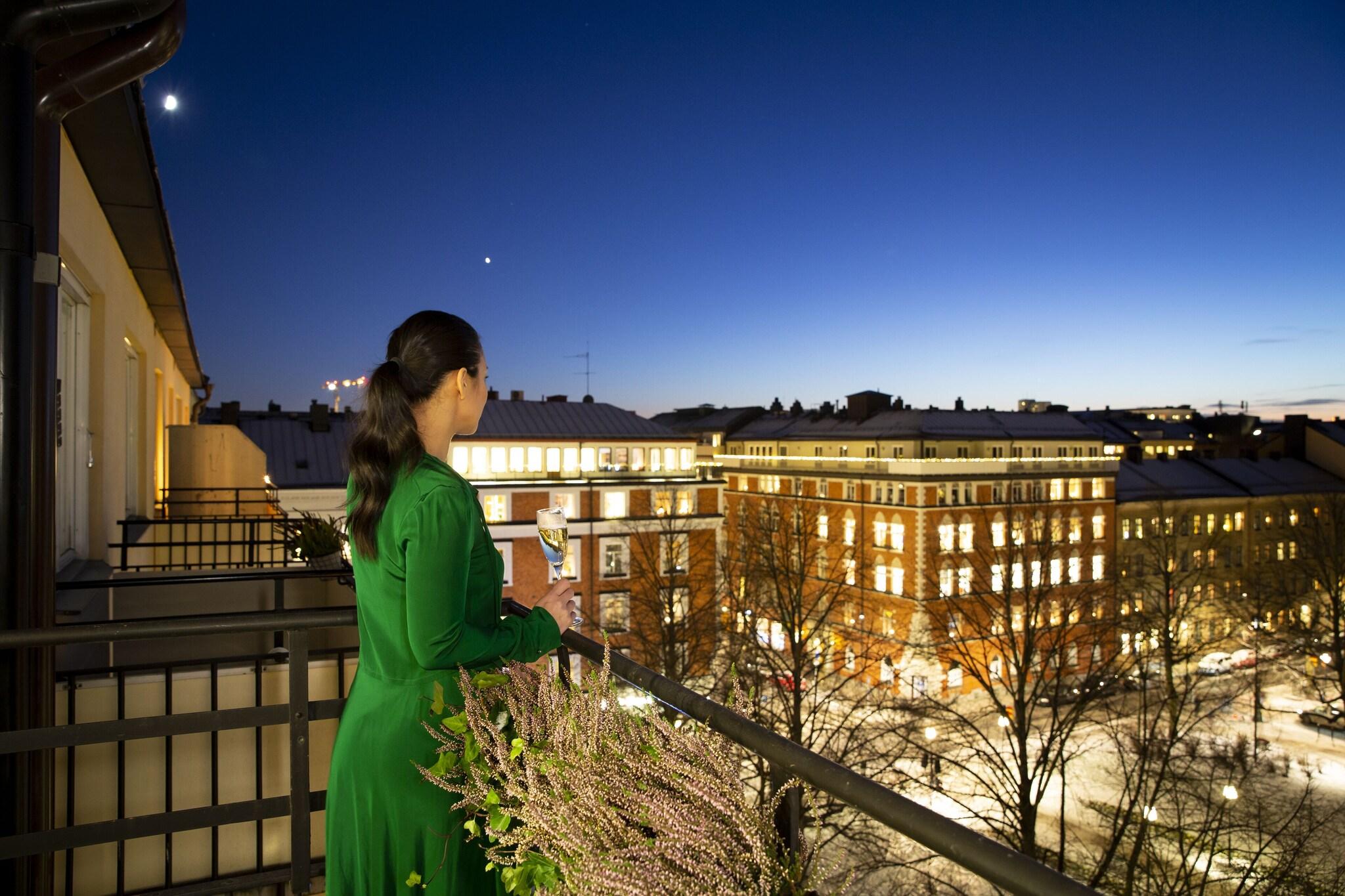 Double Deluxe King Bed