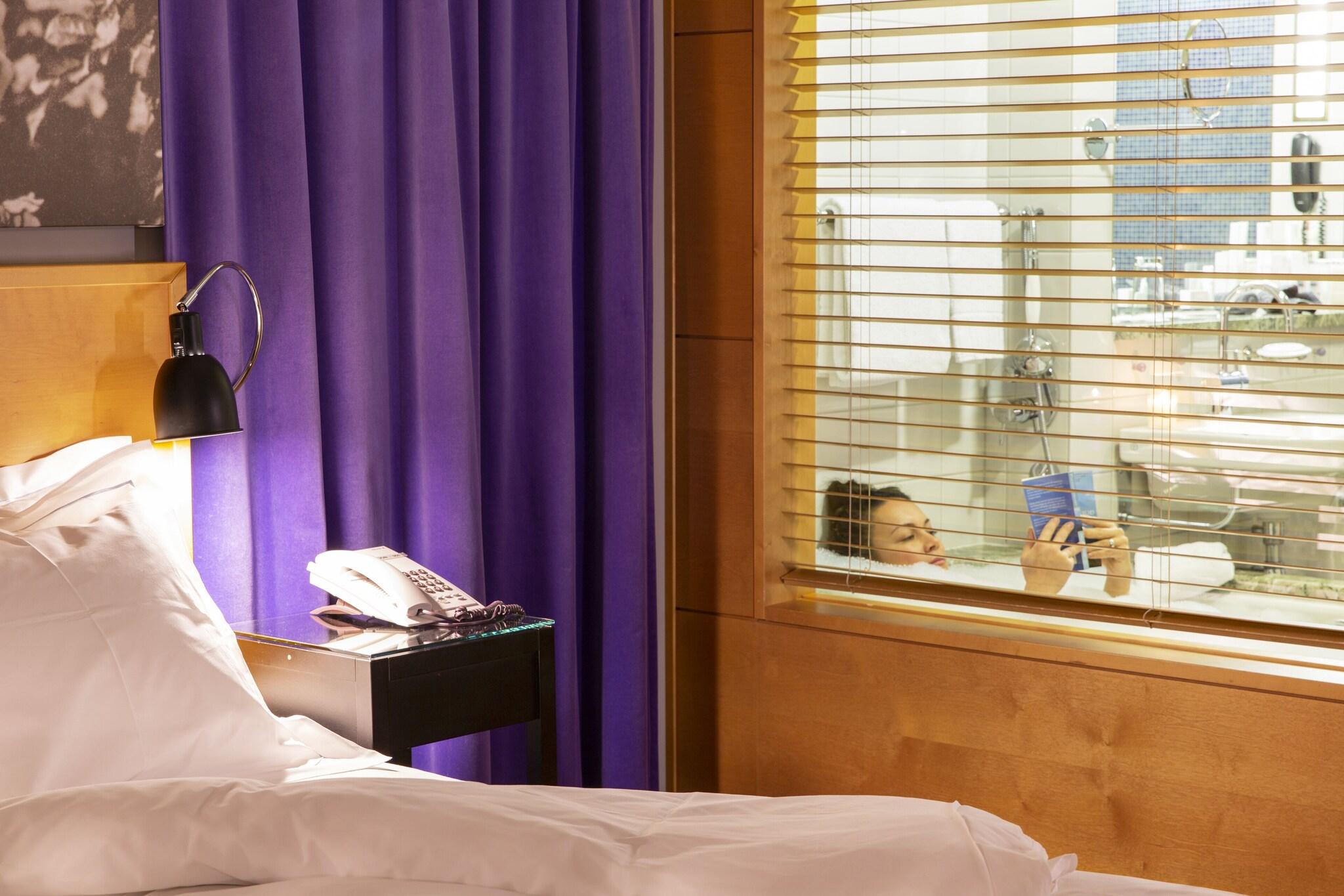 Double or Twin Deluxe