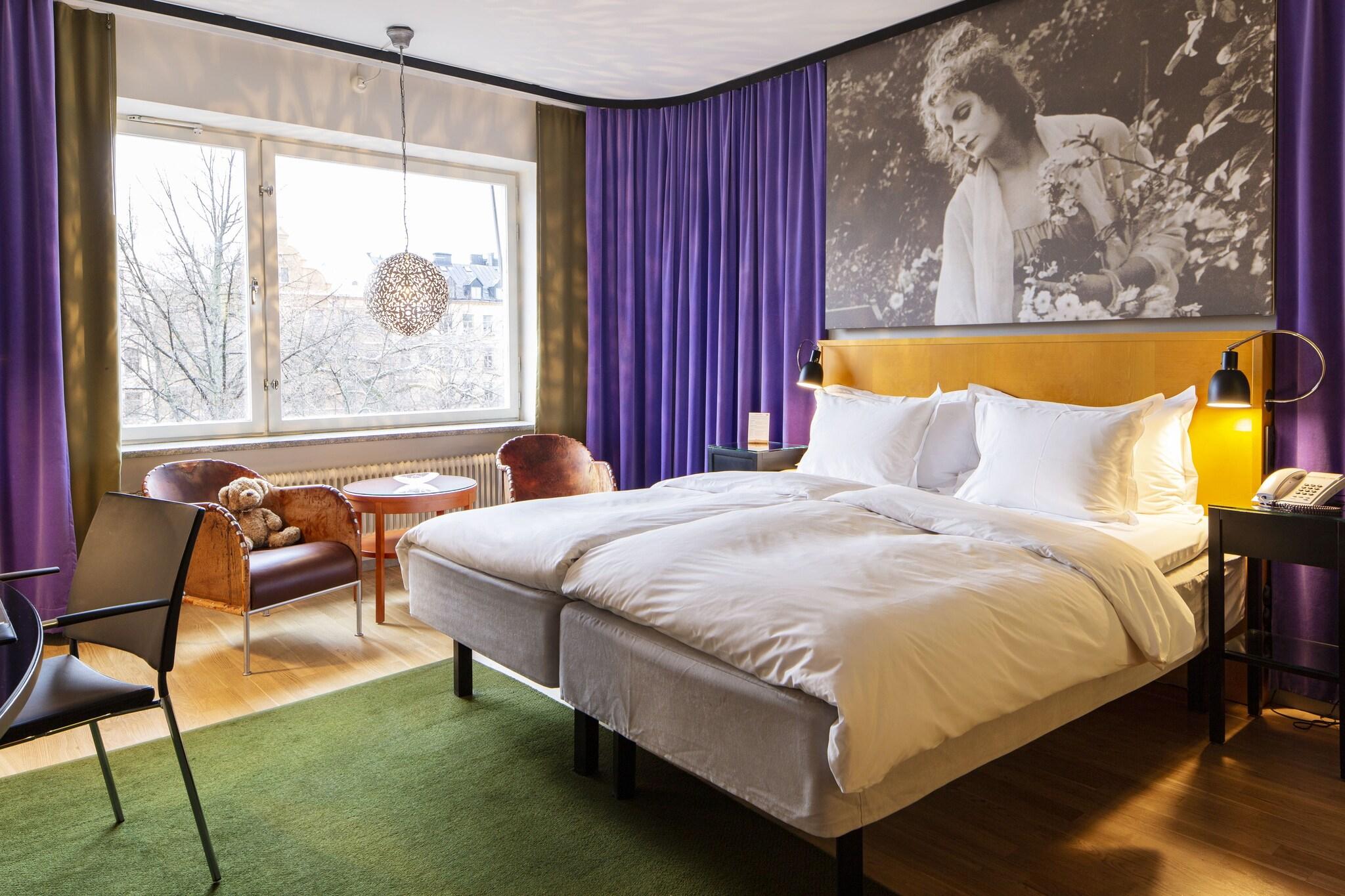 Double or Twin Deluxe