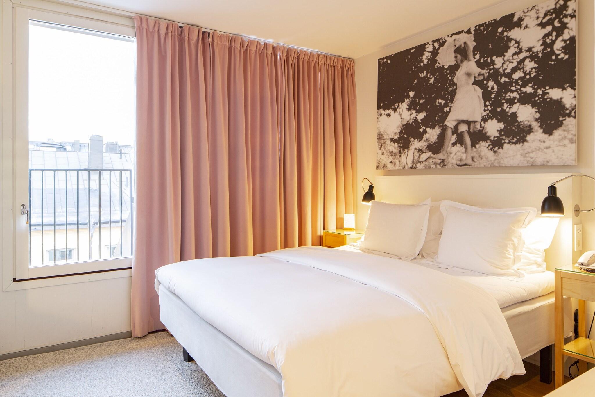 Double or Twin Standard