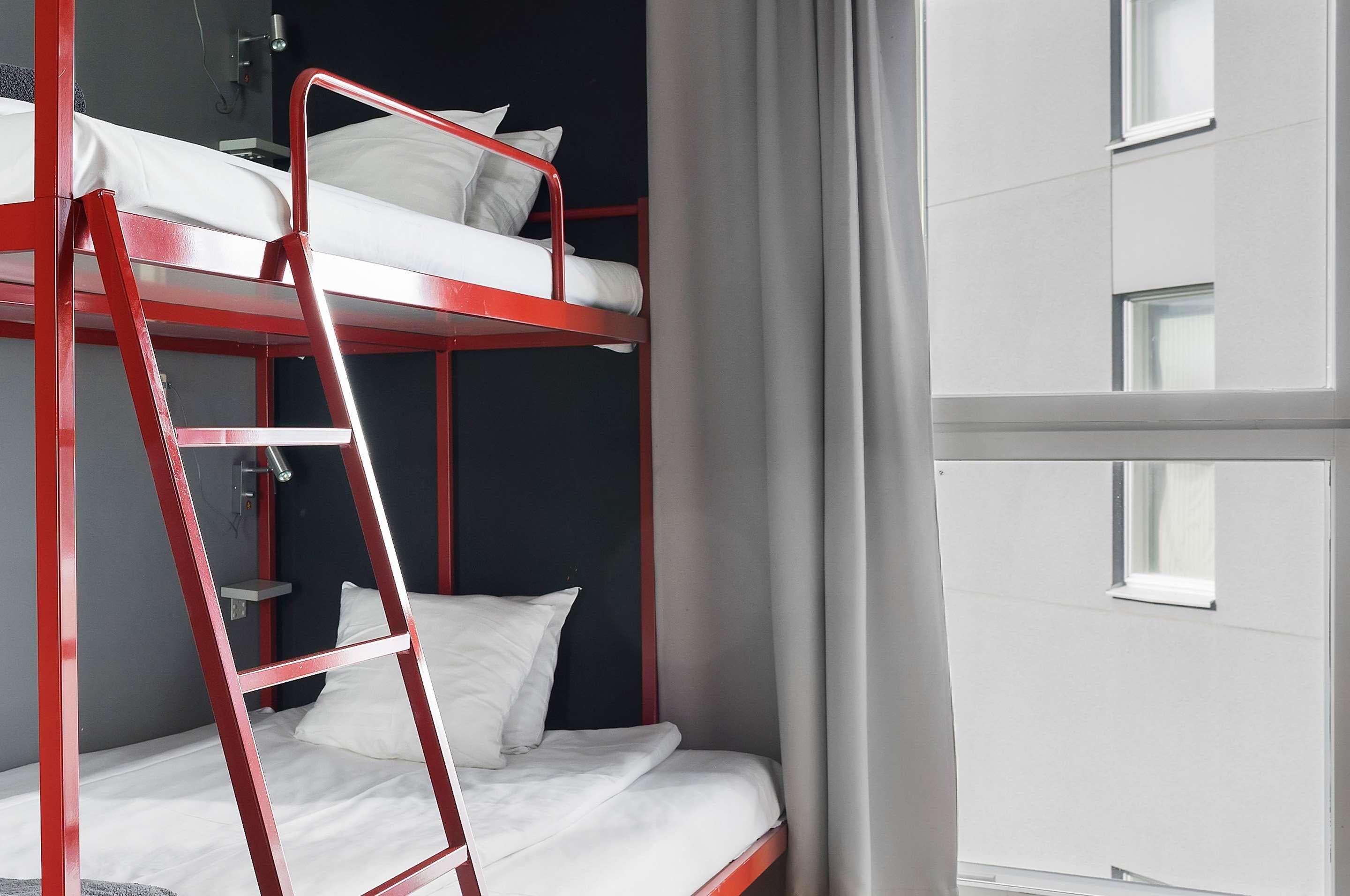 Room Bunk Bed with Shared Bathroom