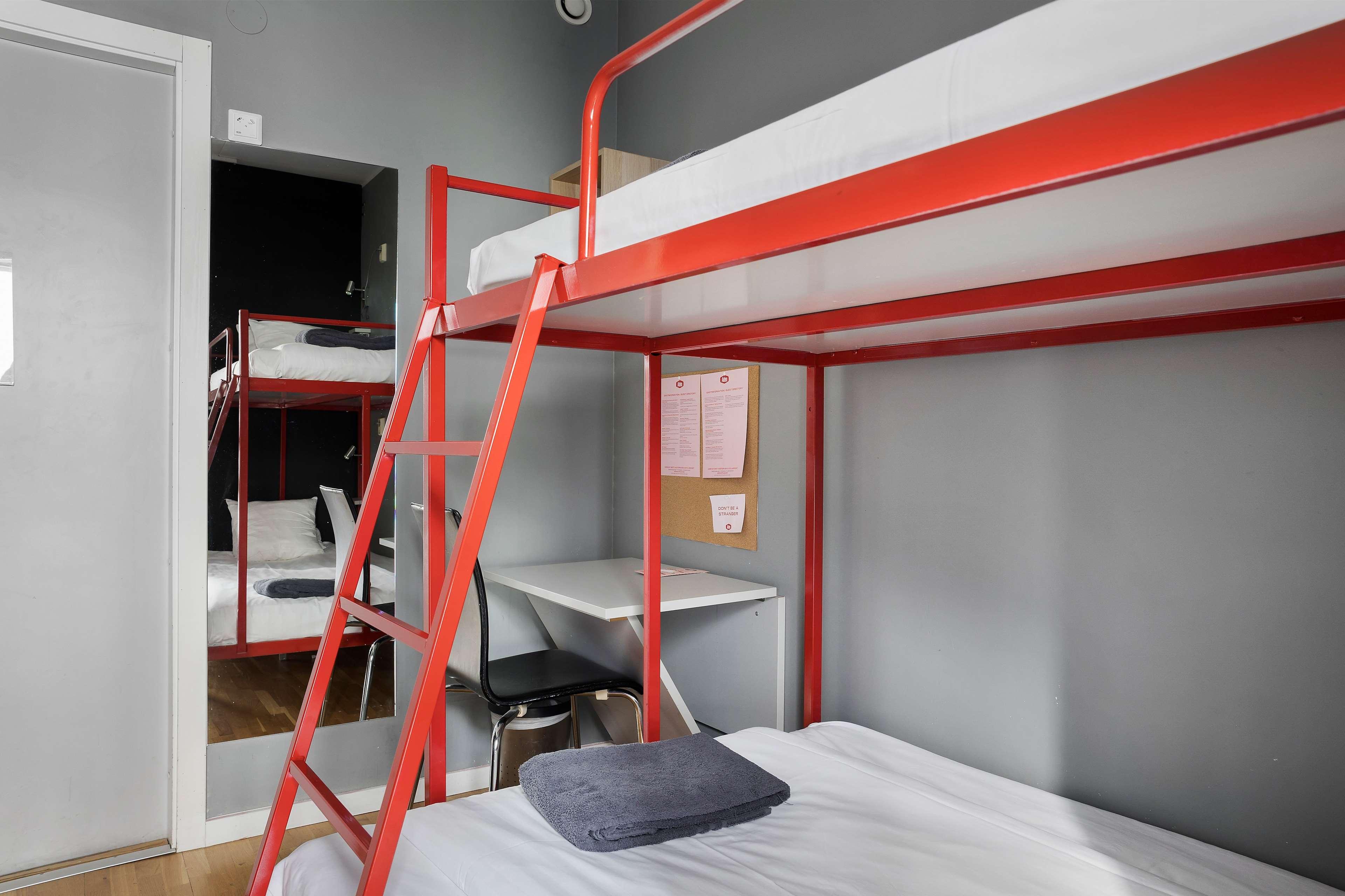 Room Bunk Bed with Shared Bathroom