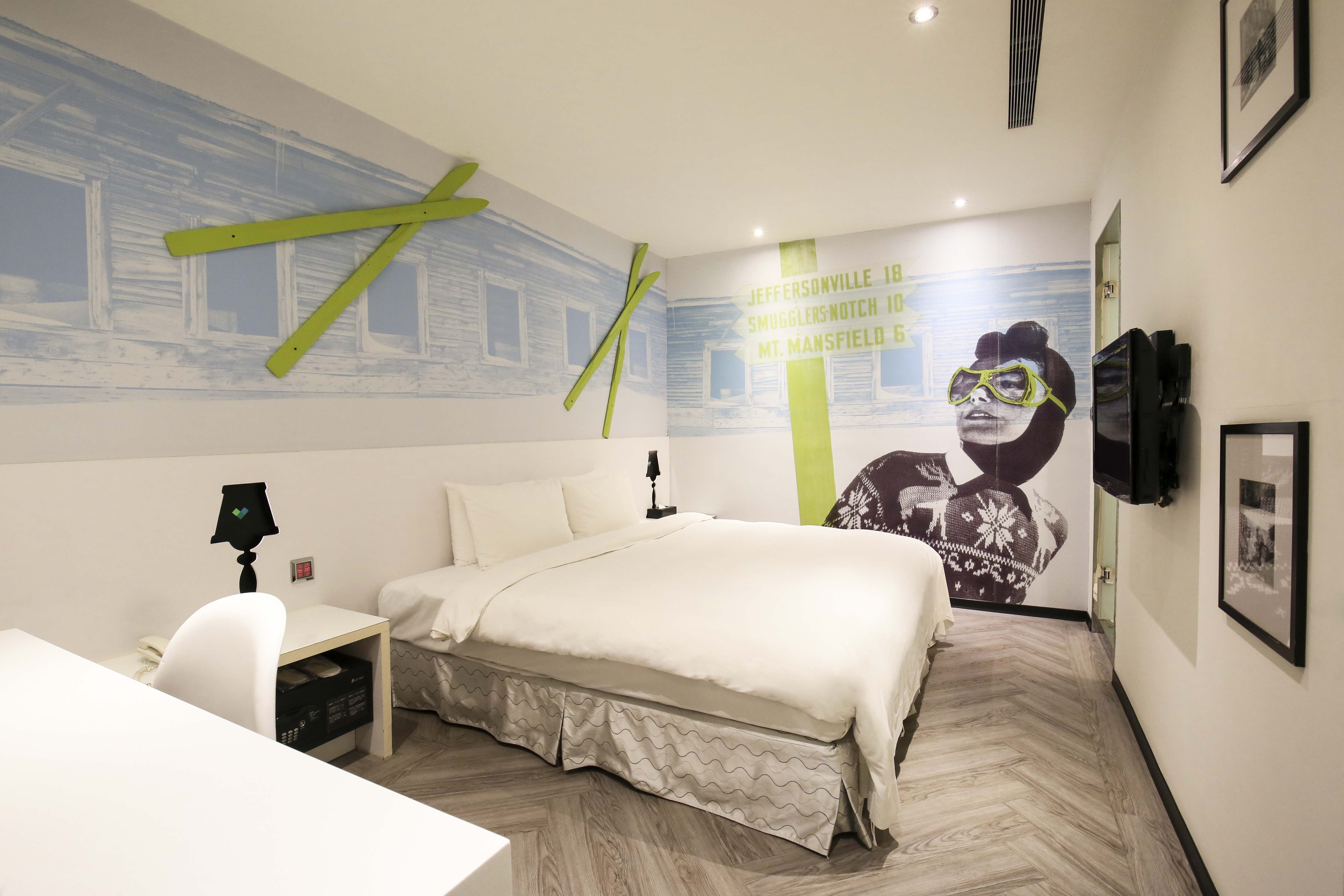 Double Superior King Bed