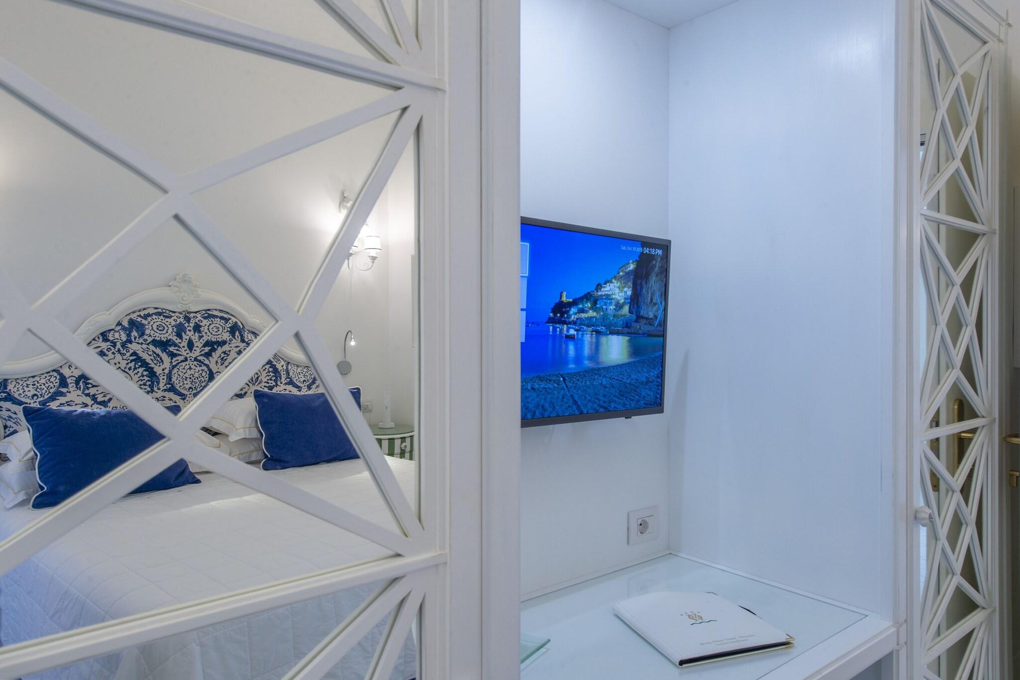 Double Queen Size Bed