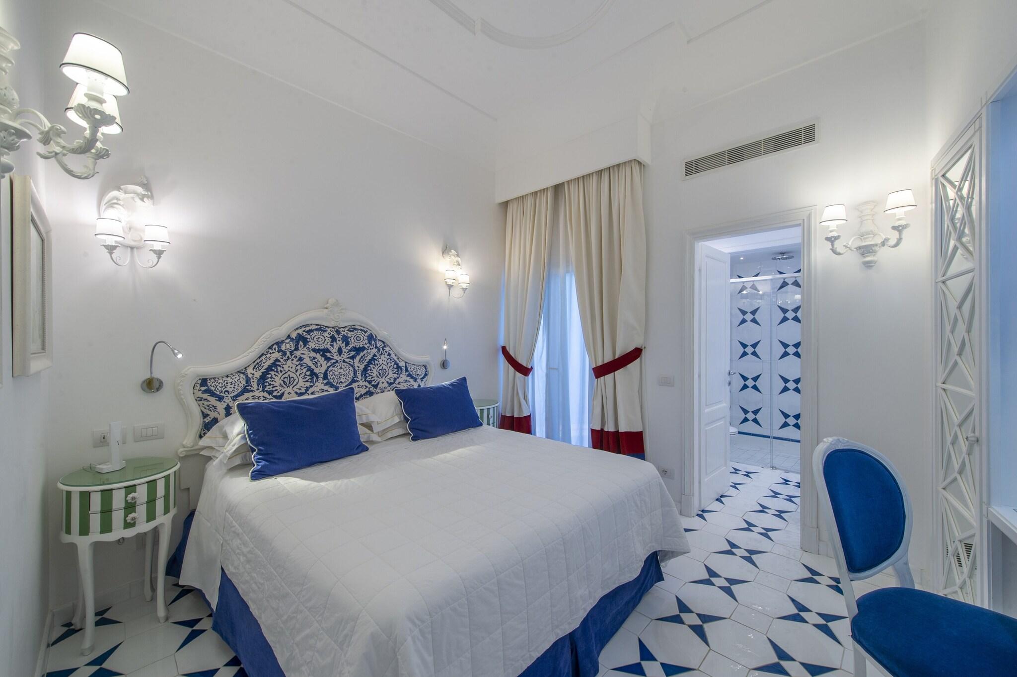 Double Queen Size Bed