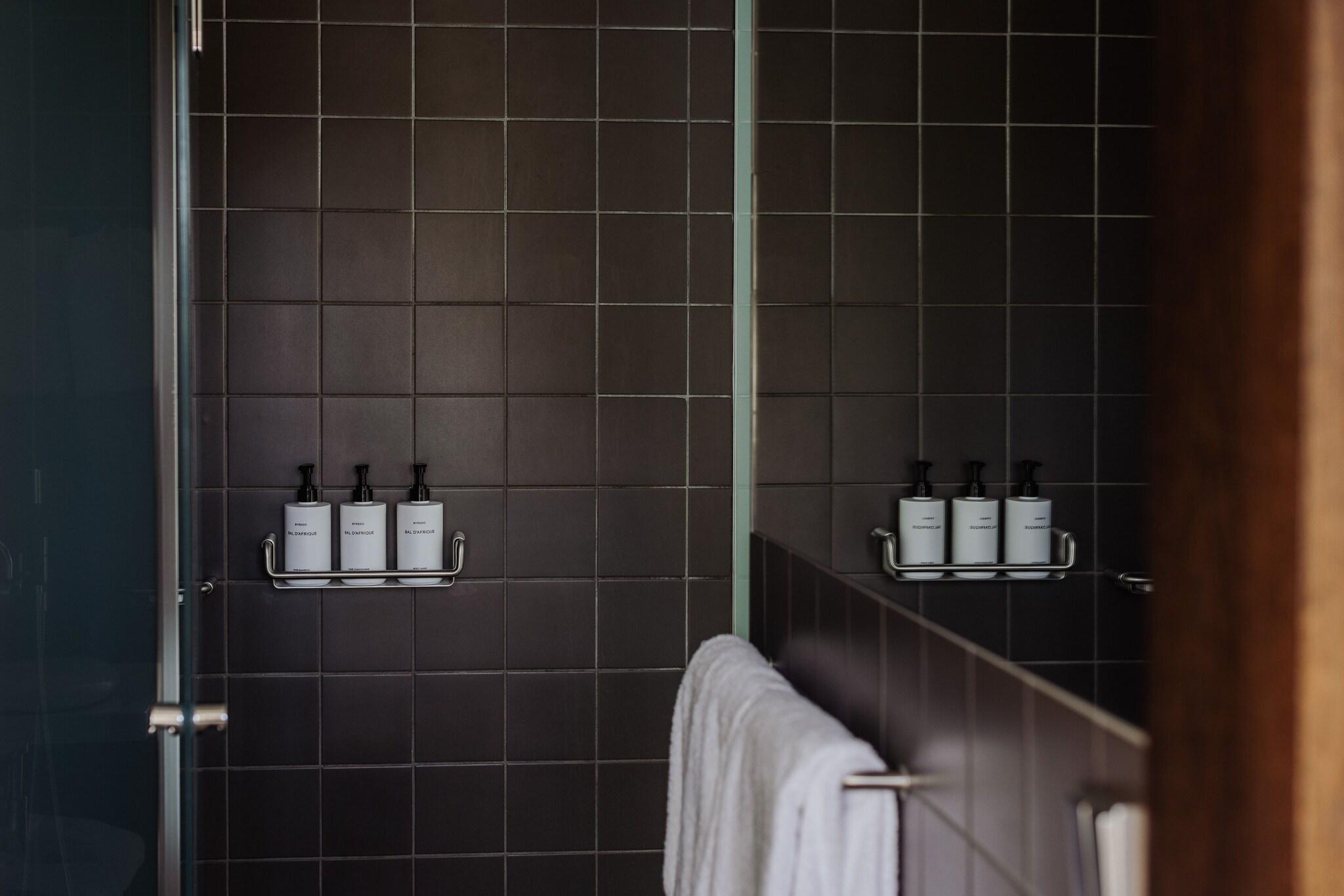 Double Queen Size Bed