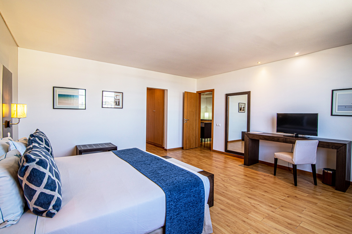 Double or Twin Deluxe