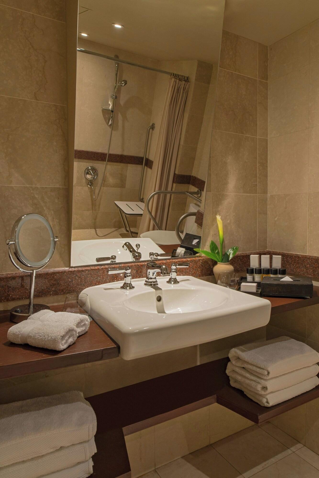 Double Classic King Bed