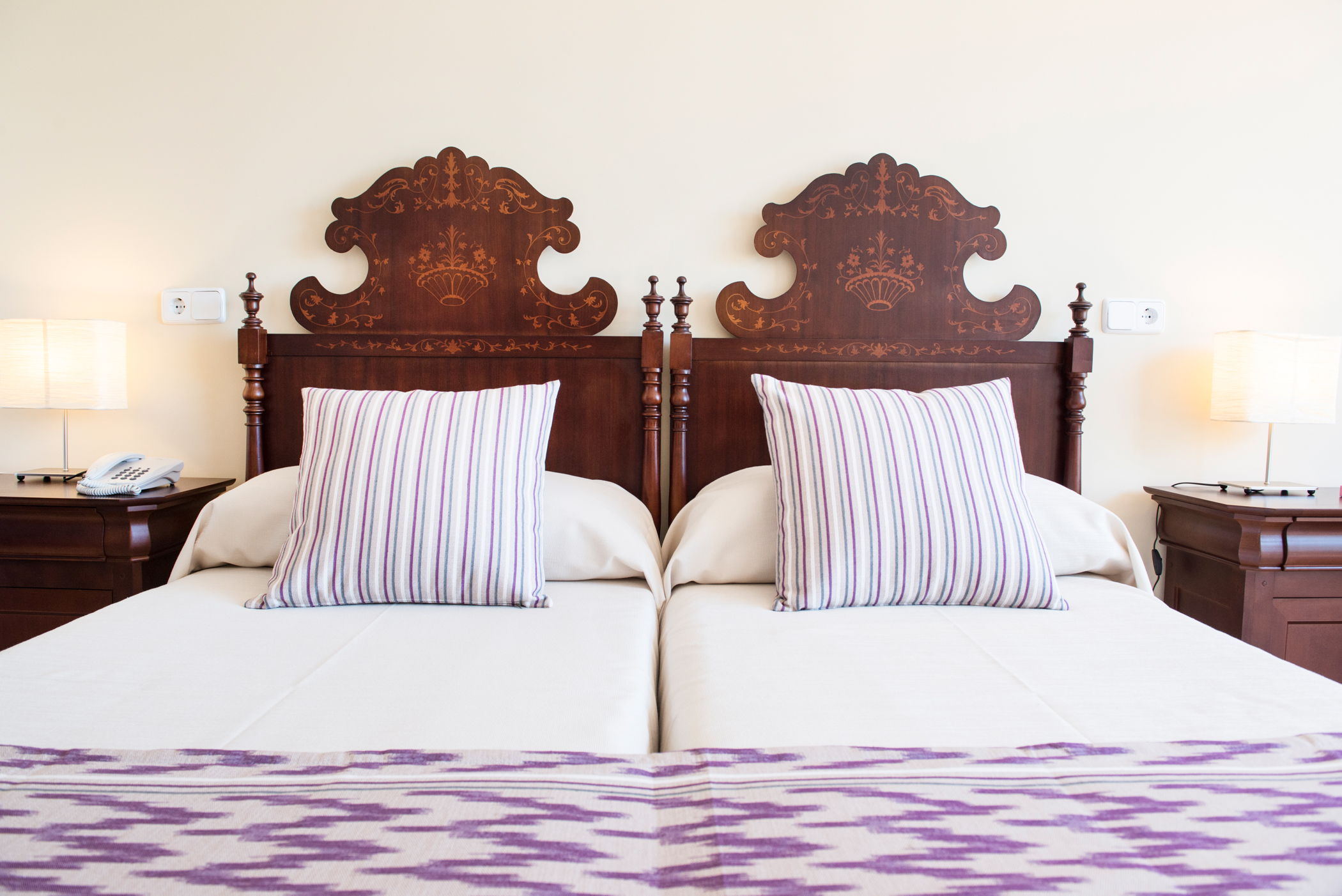 Double or Twin Standard