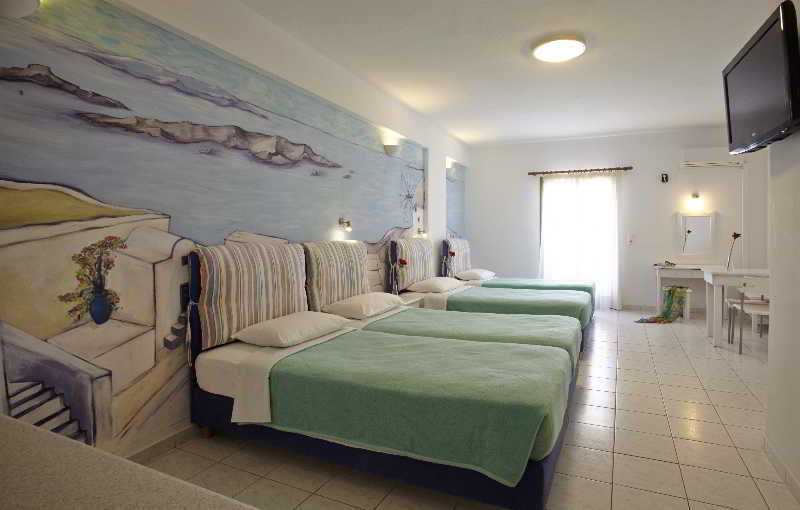 Studio Superior Capacity 4