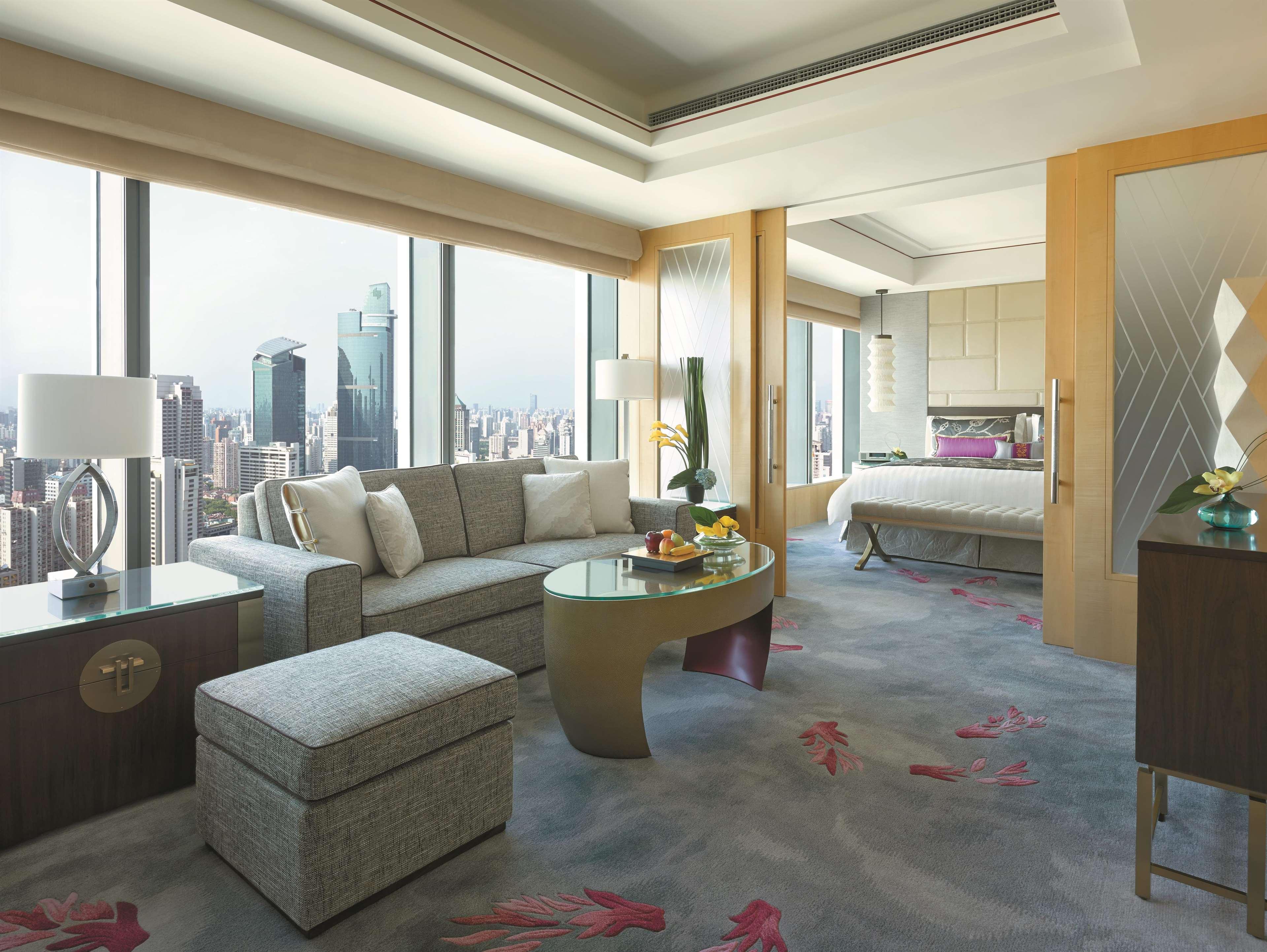 Double Club Executive