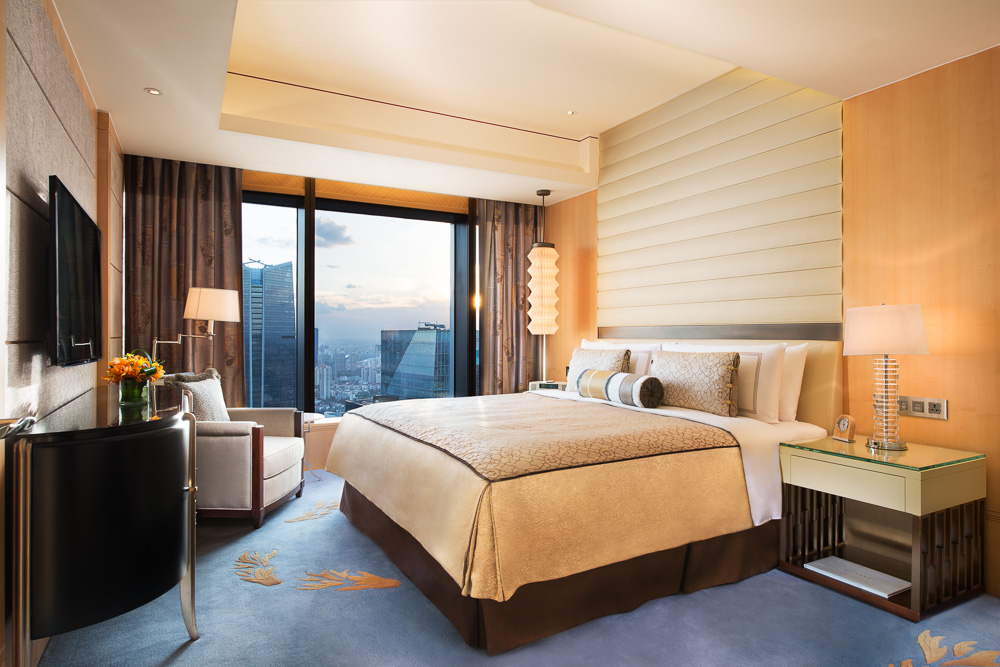 Double Club Executive