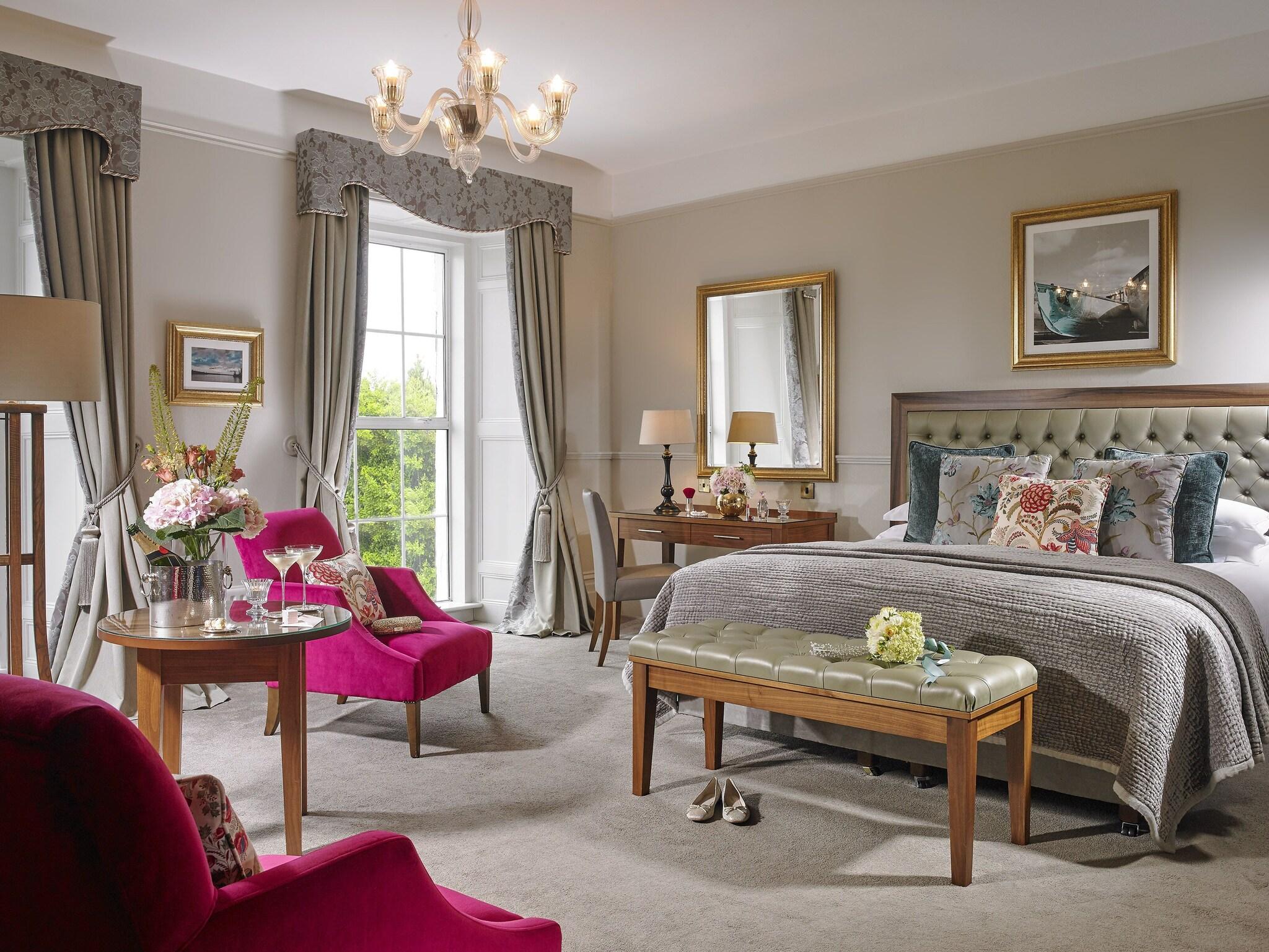 Suite Deluxe King Bed