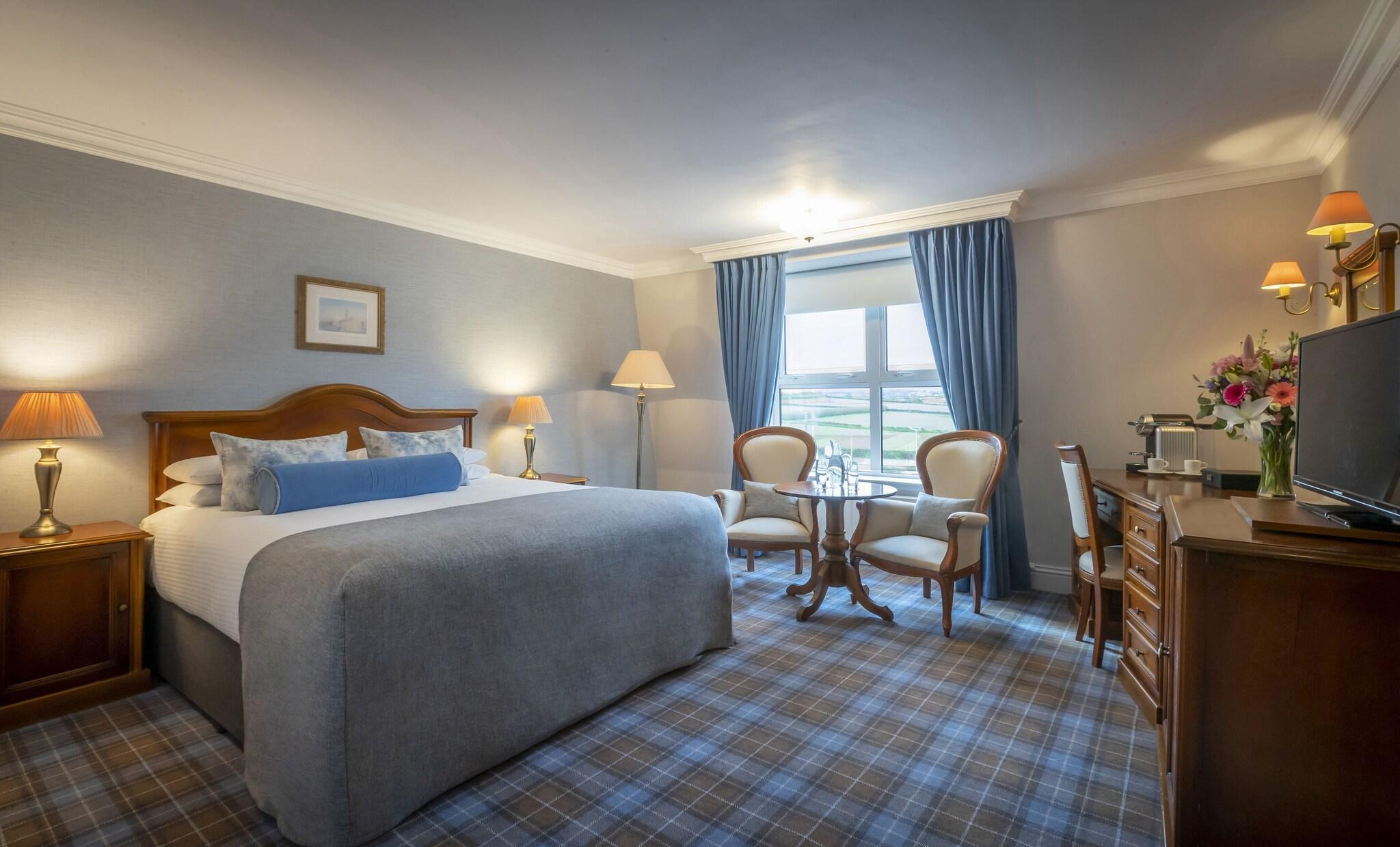 Studio King Size Bed