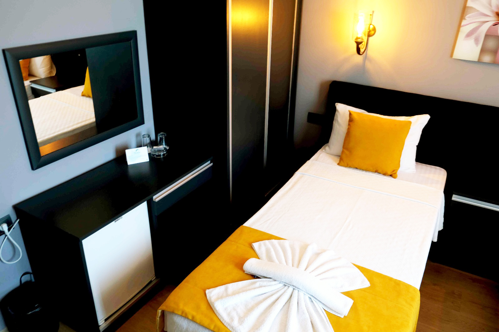 Double Single Land View