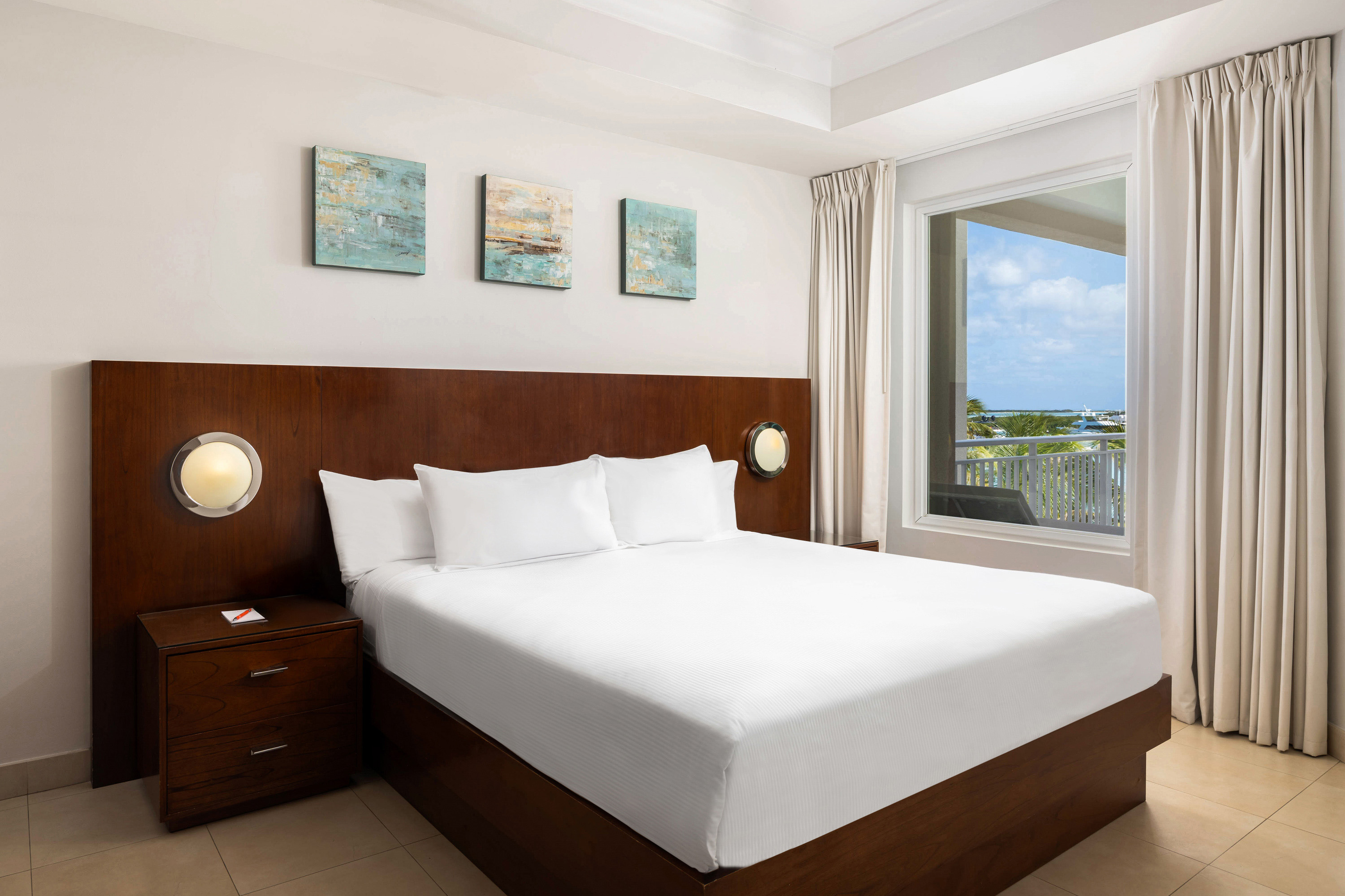 Suite Ocean Front One Bedroom