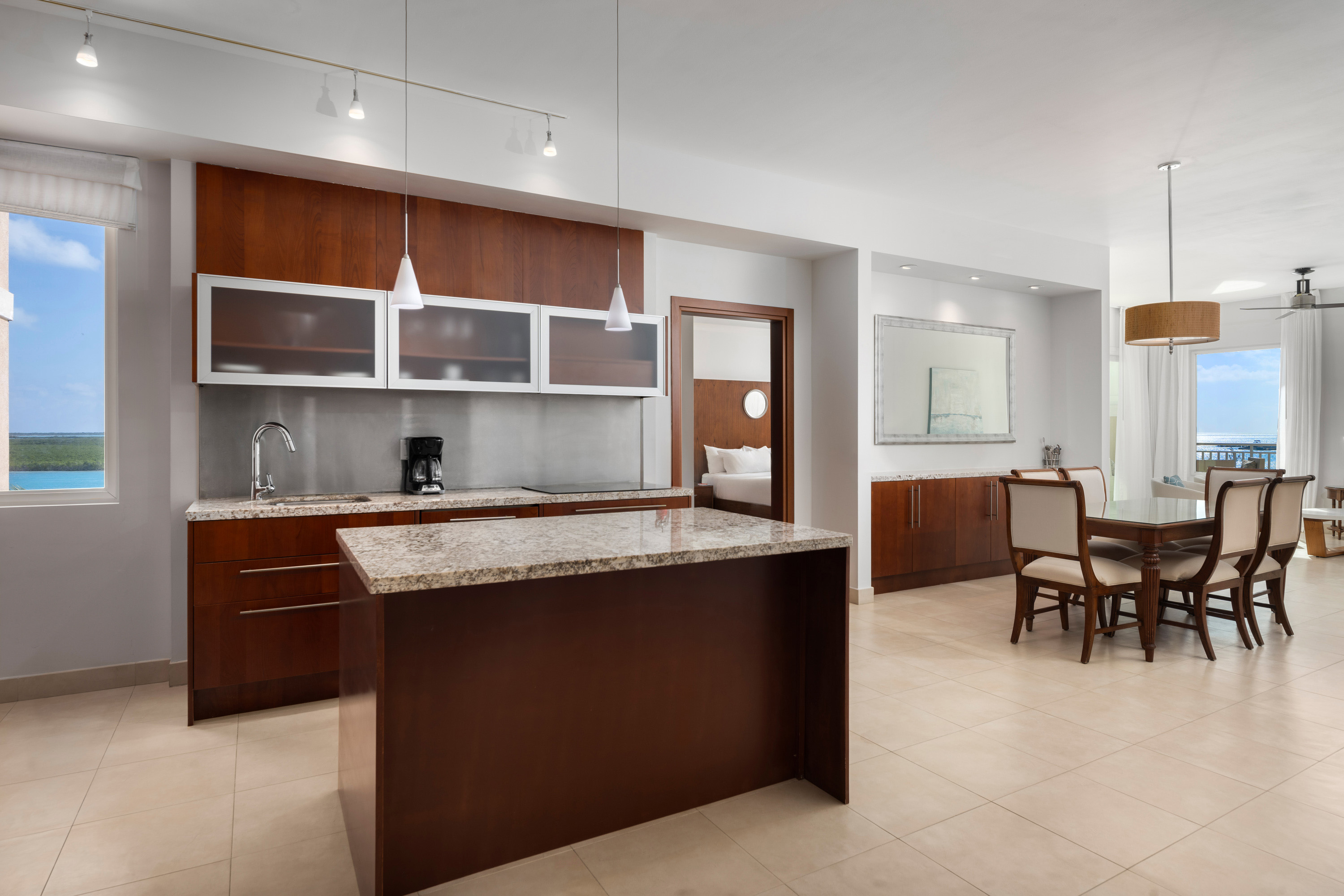 Suite Ocean Front Two Bedrooms