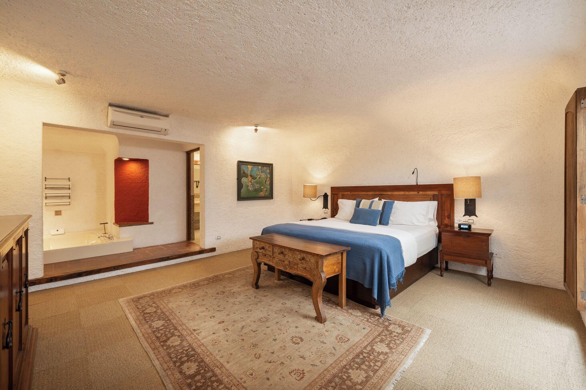 Suite Deluxe King Bed