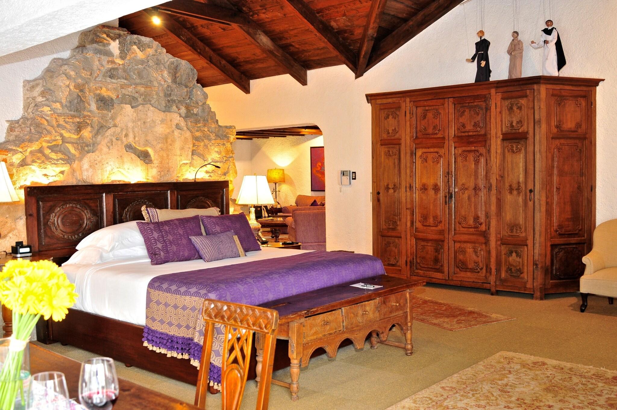 Double or Twin Superior King Bed