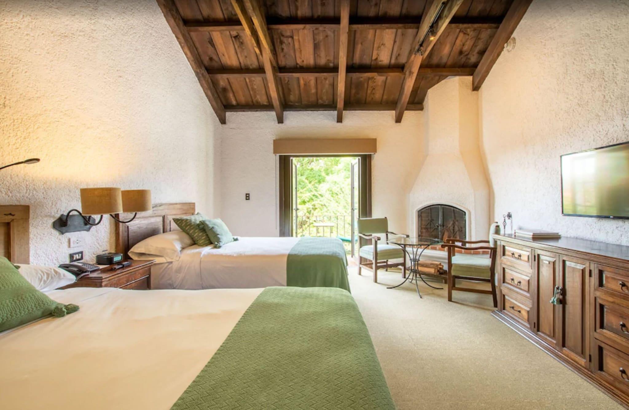 Quadruple Two Double Beds