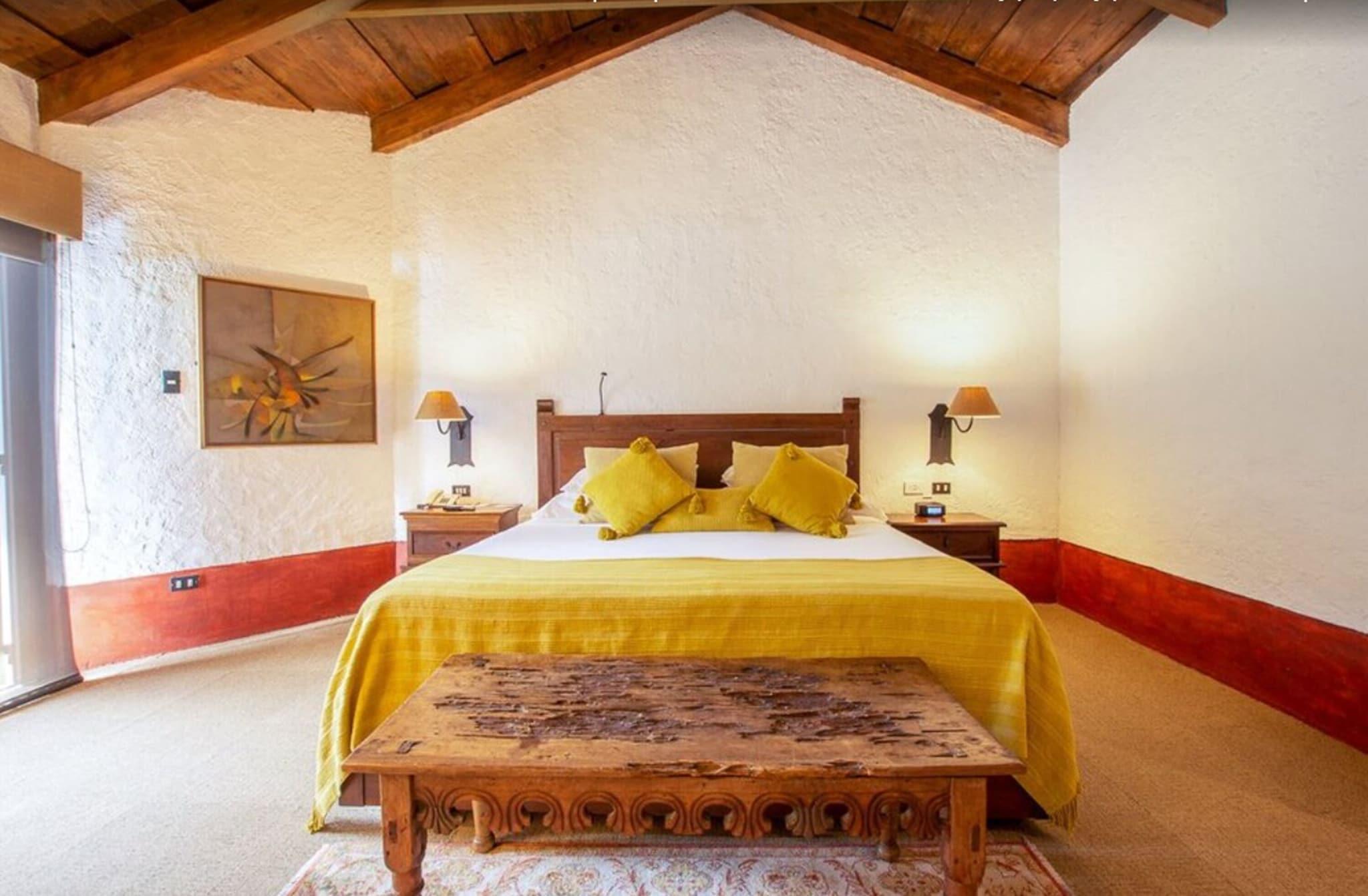 Suite Deluxe King Bed