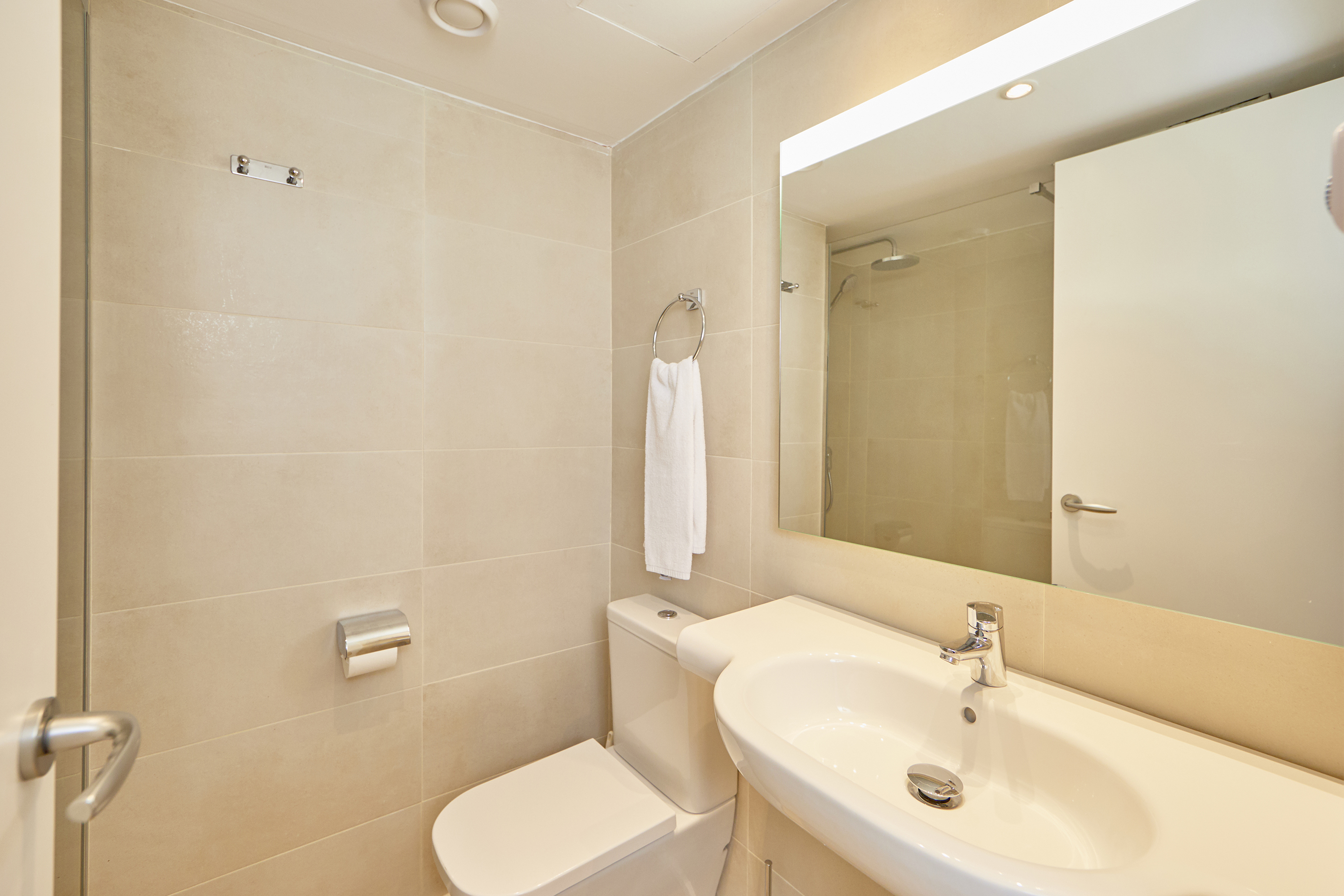 Double or Twin Side Sea View