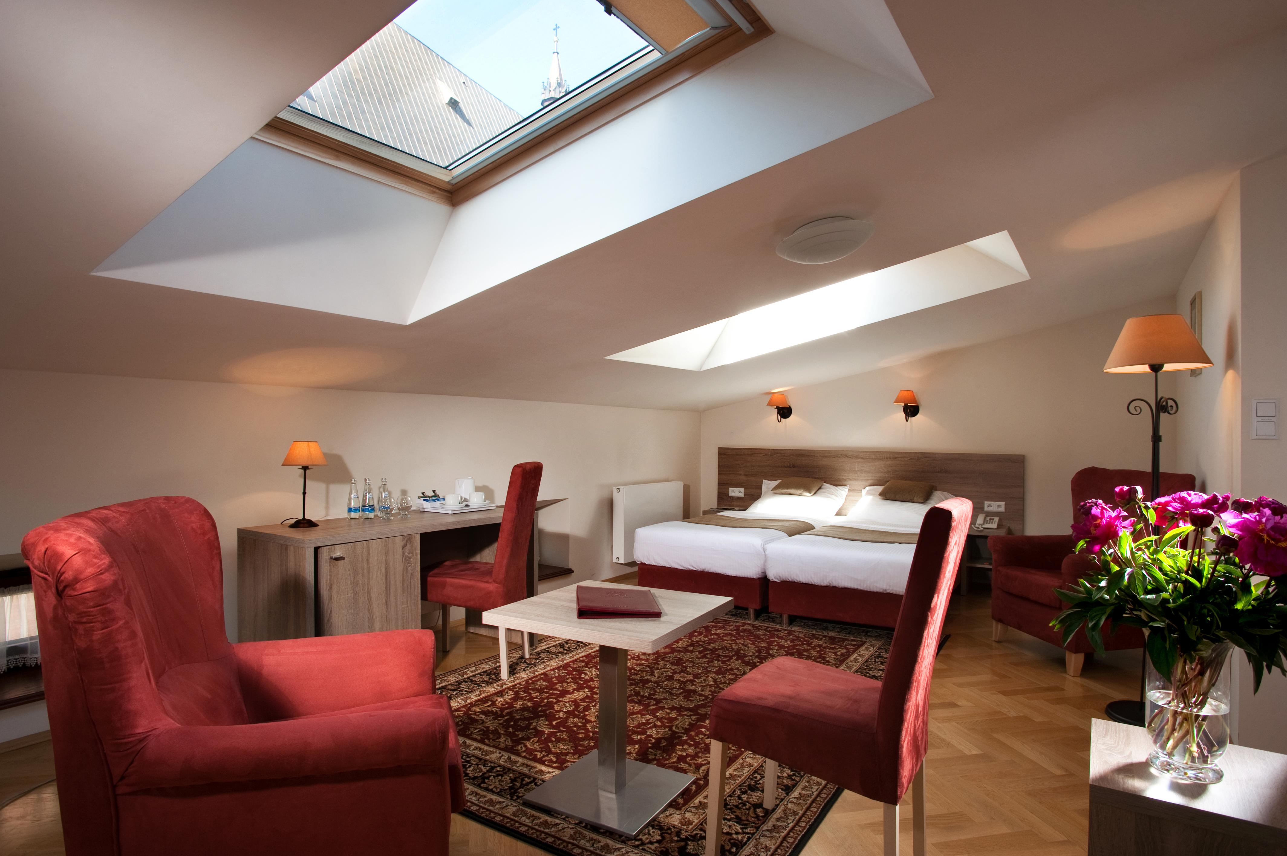 Double or Twin Standard