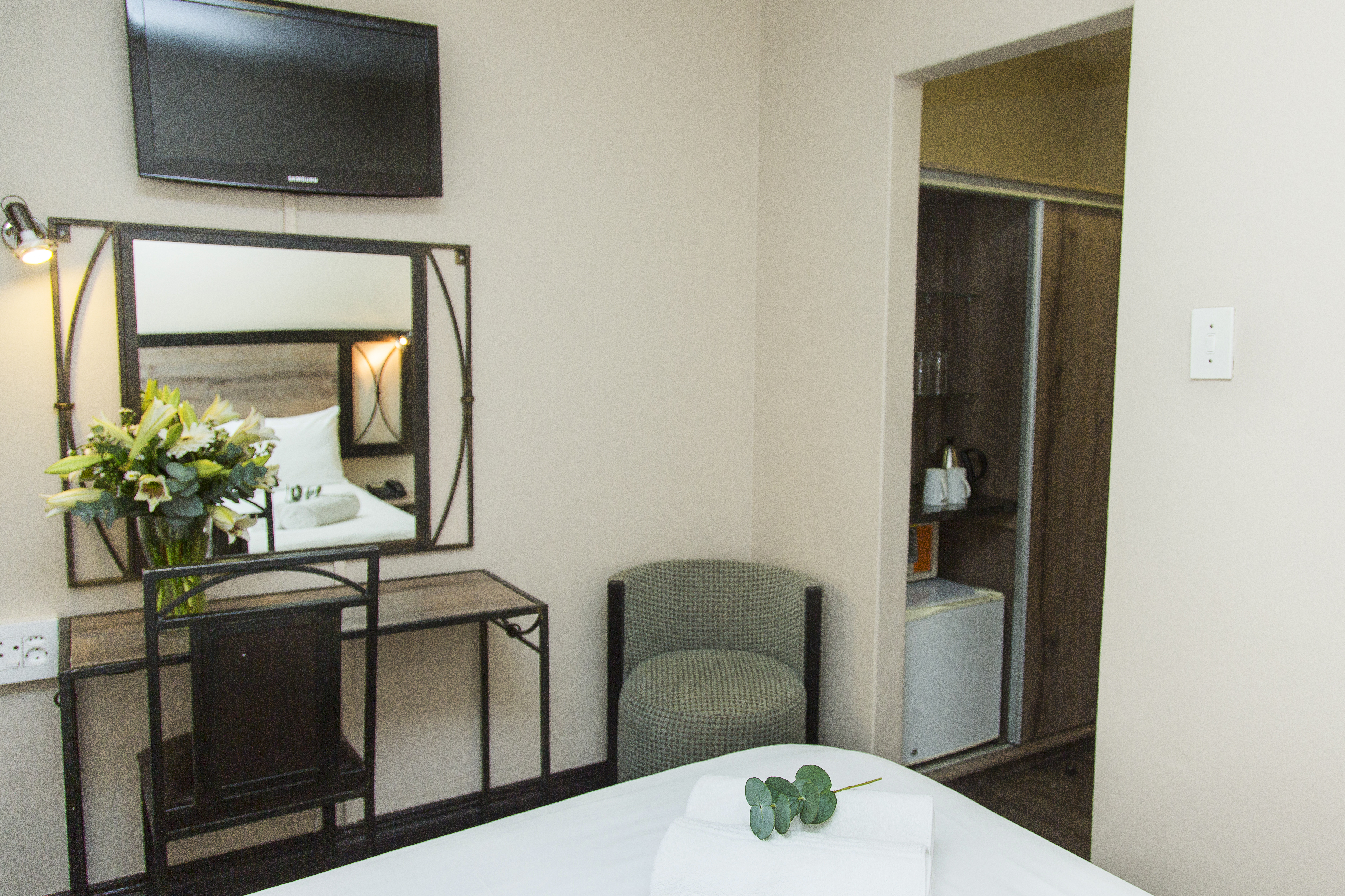 Double or Twin Standard