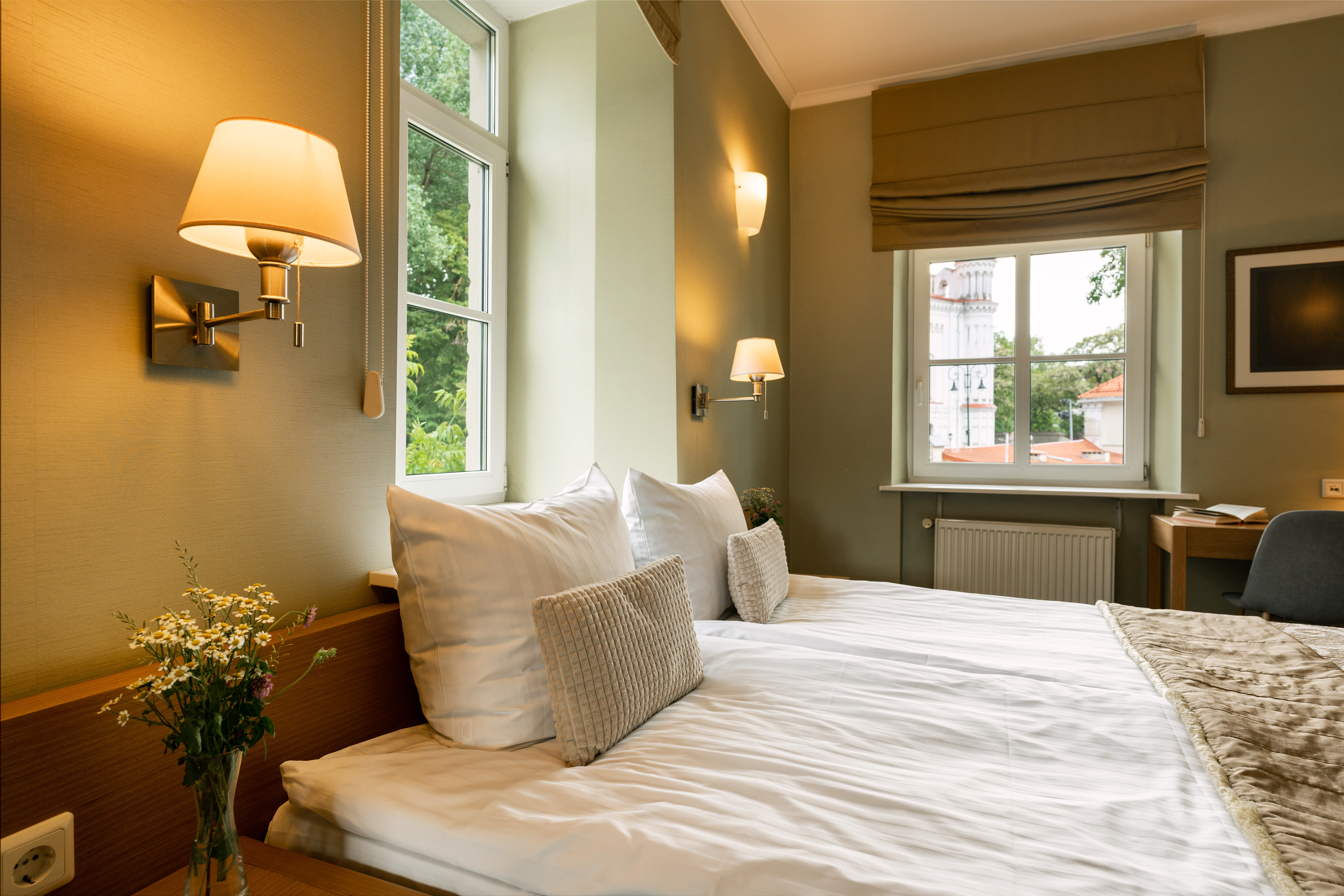 Double or Twin Standard