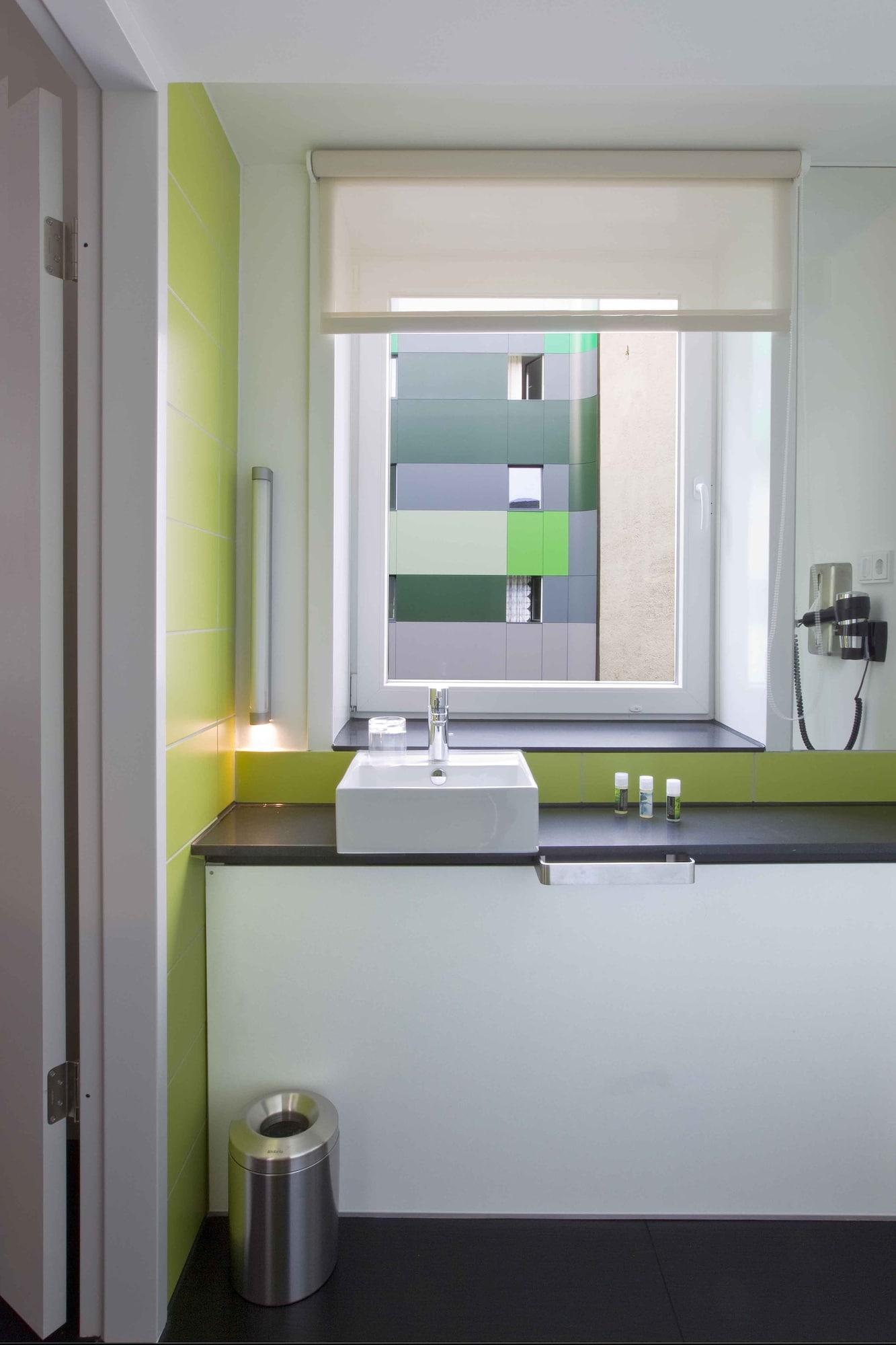 Double Superior King Bed