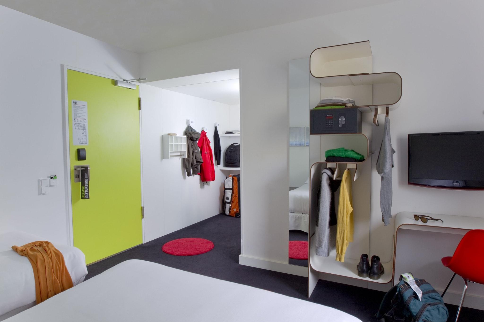 Double Superior King Bed