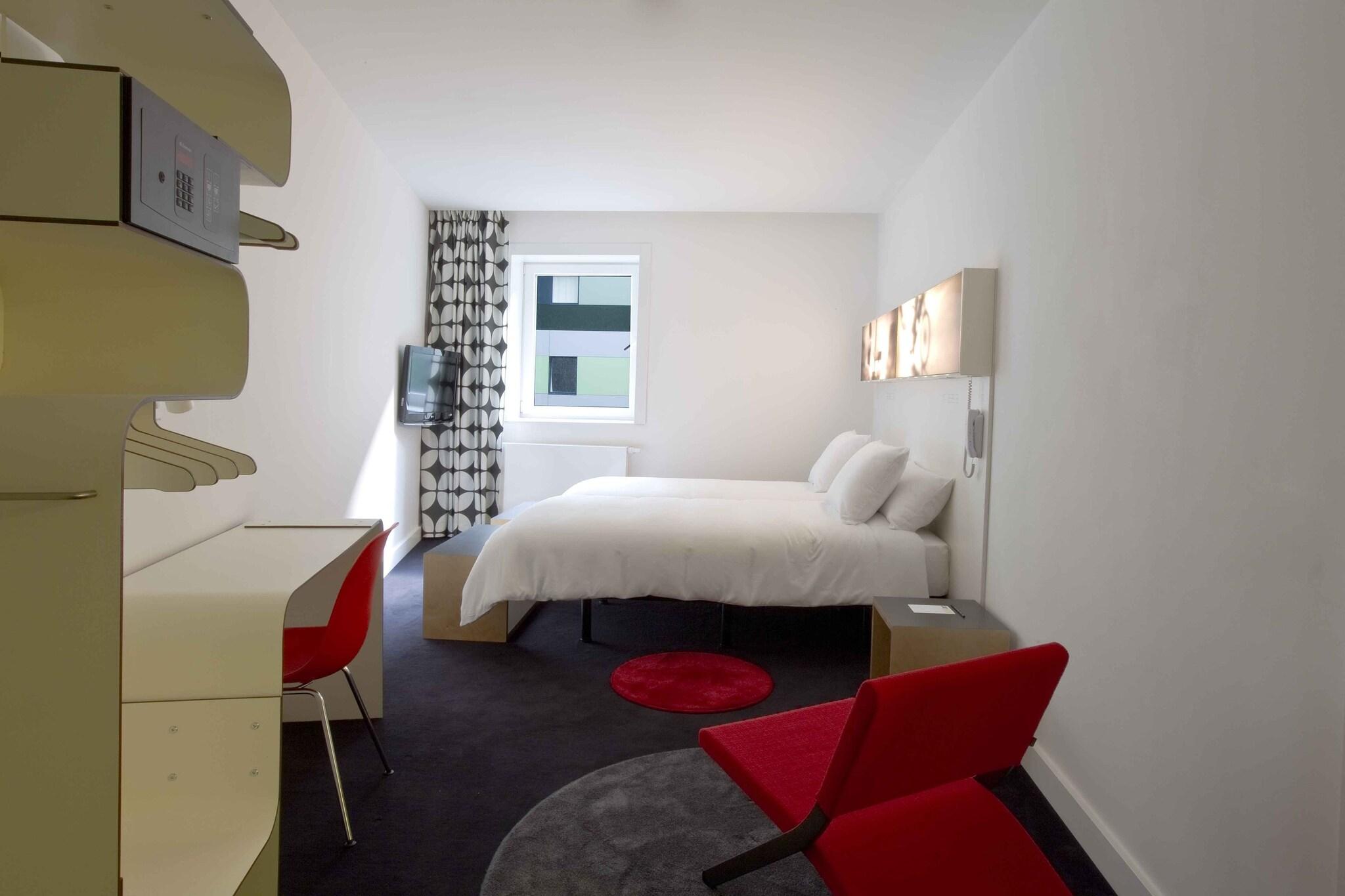 Double Superior King Bed