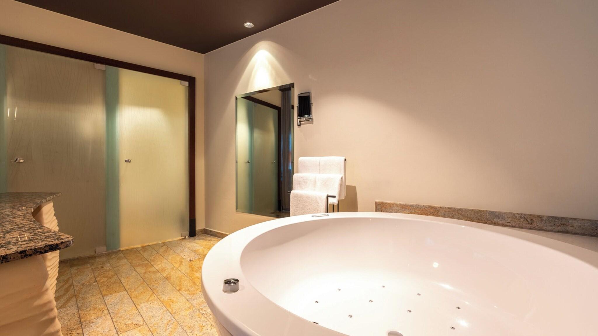 Double King Size Bed