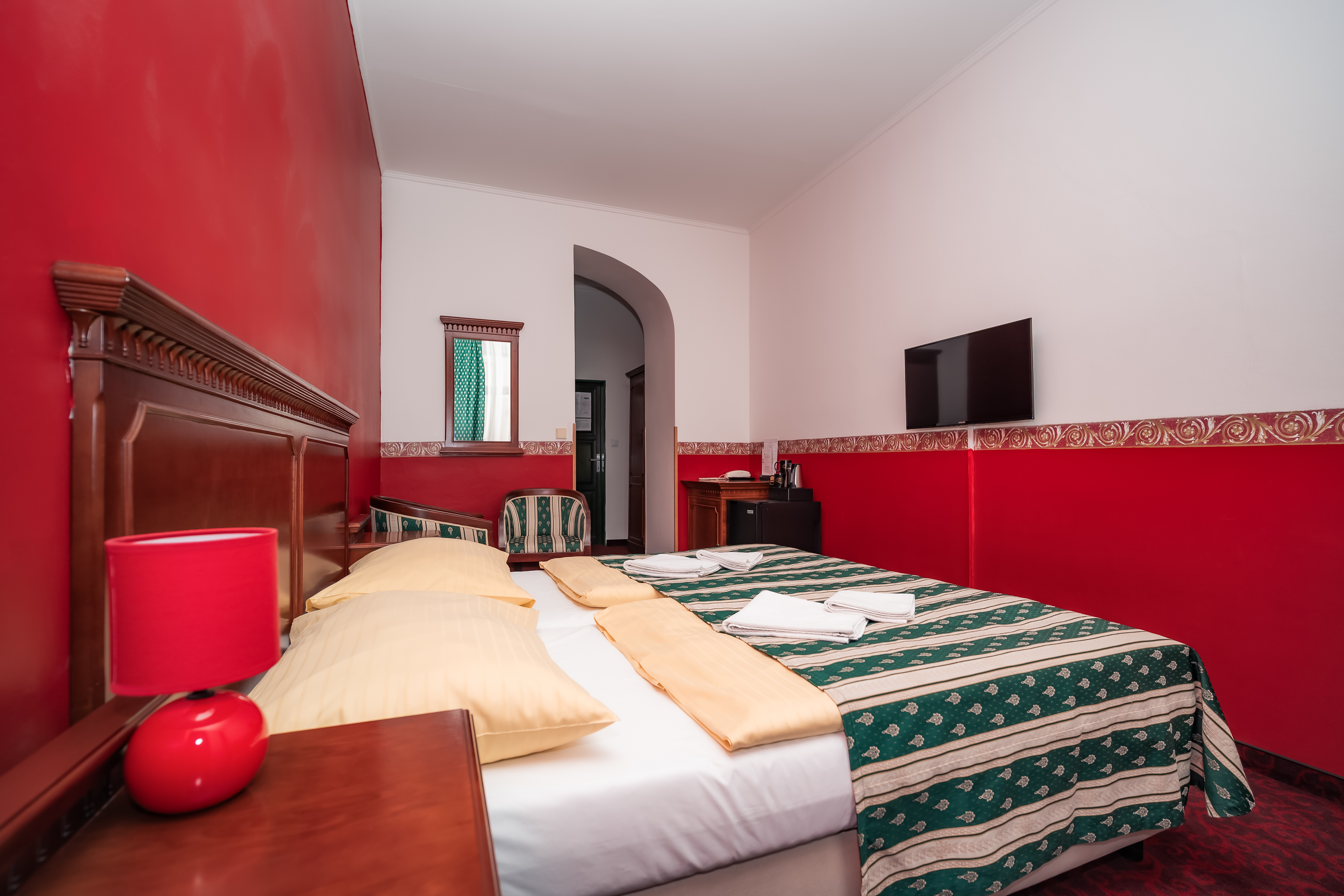 Double or Twin Deluxe