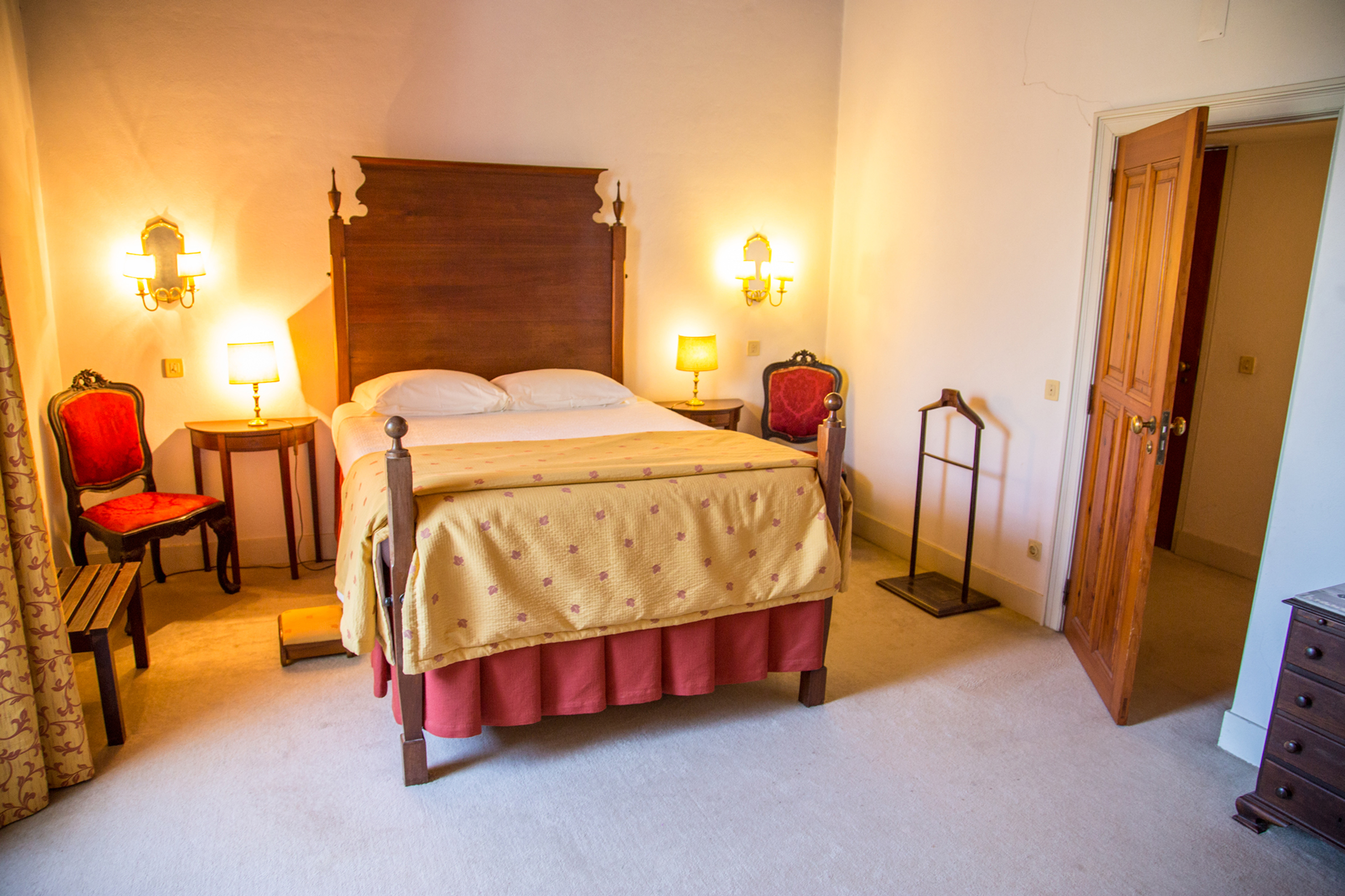 Double or Twin Standard