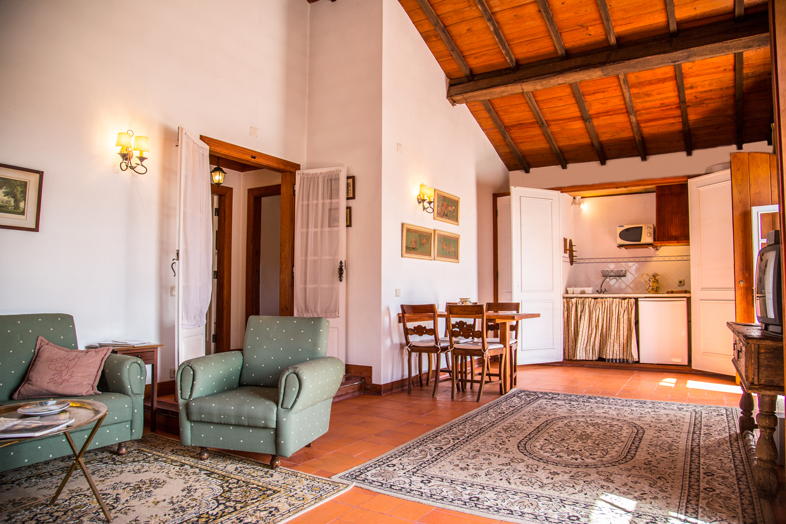 Apartment Capacity 4