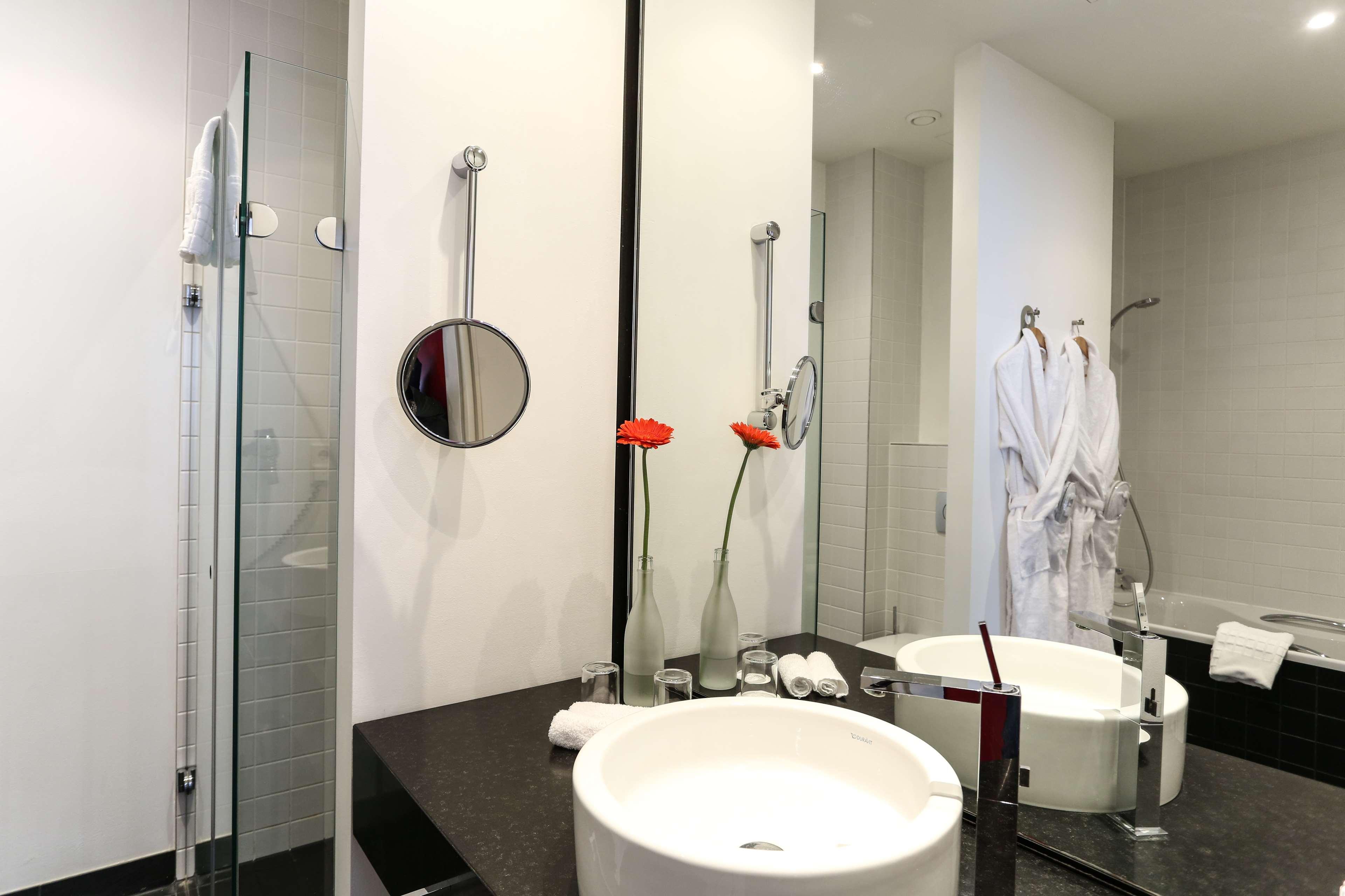 Junior Suite King Size Bed