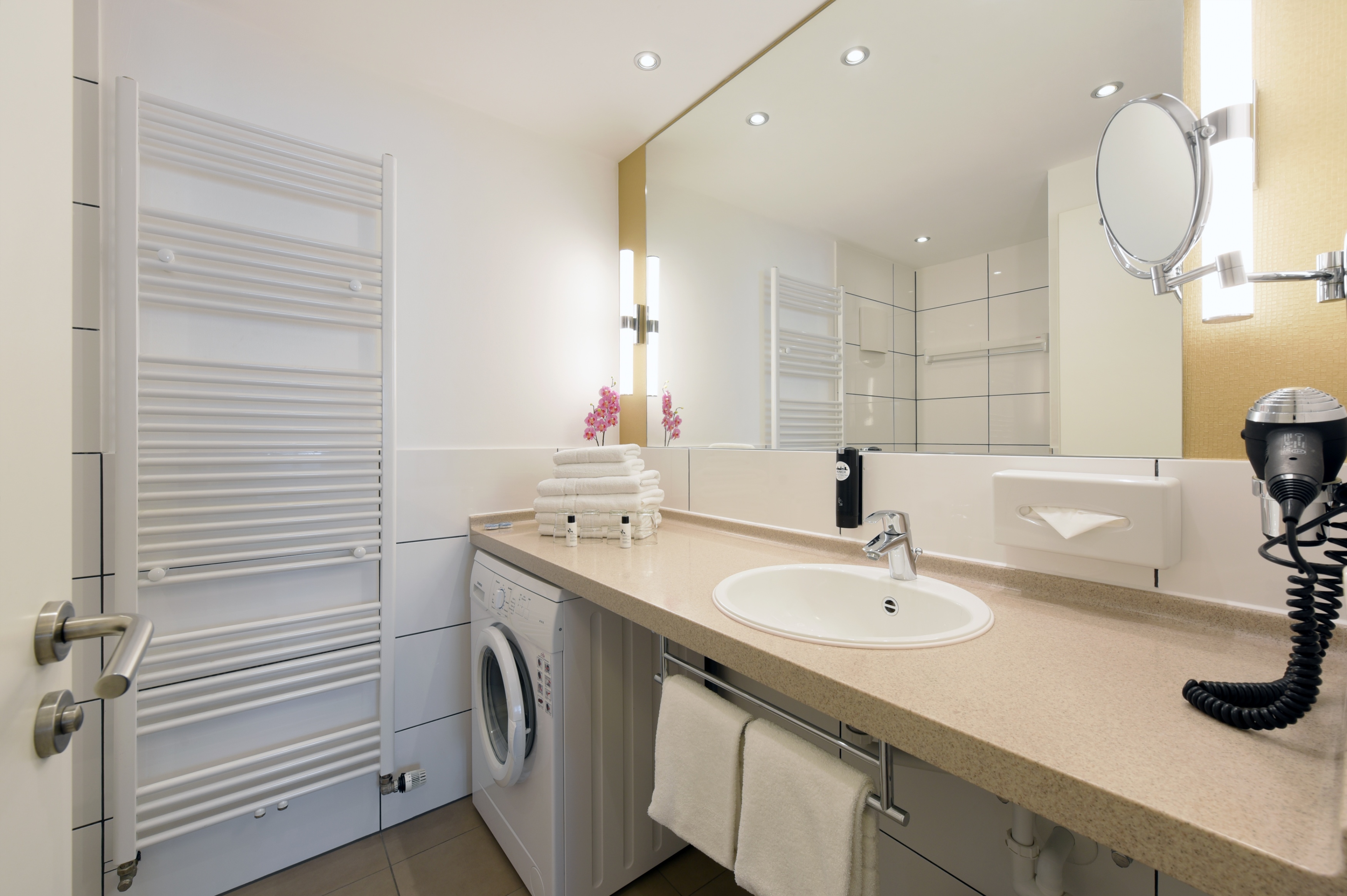 Apartment Capacity 8 Four Bedrooms