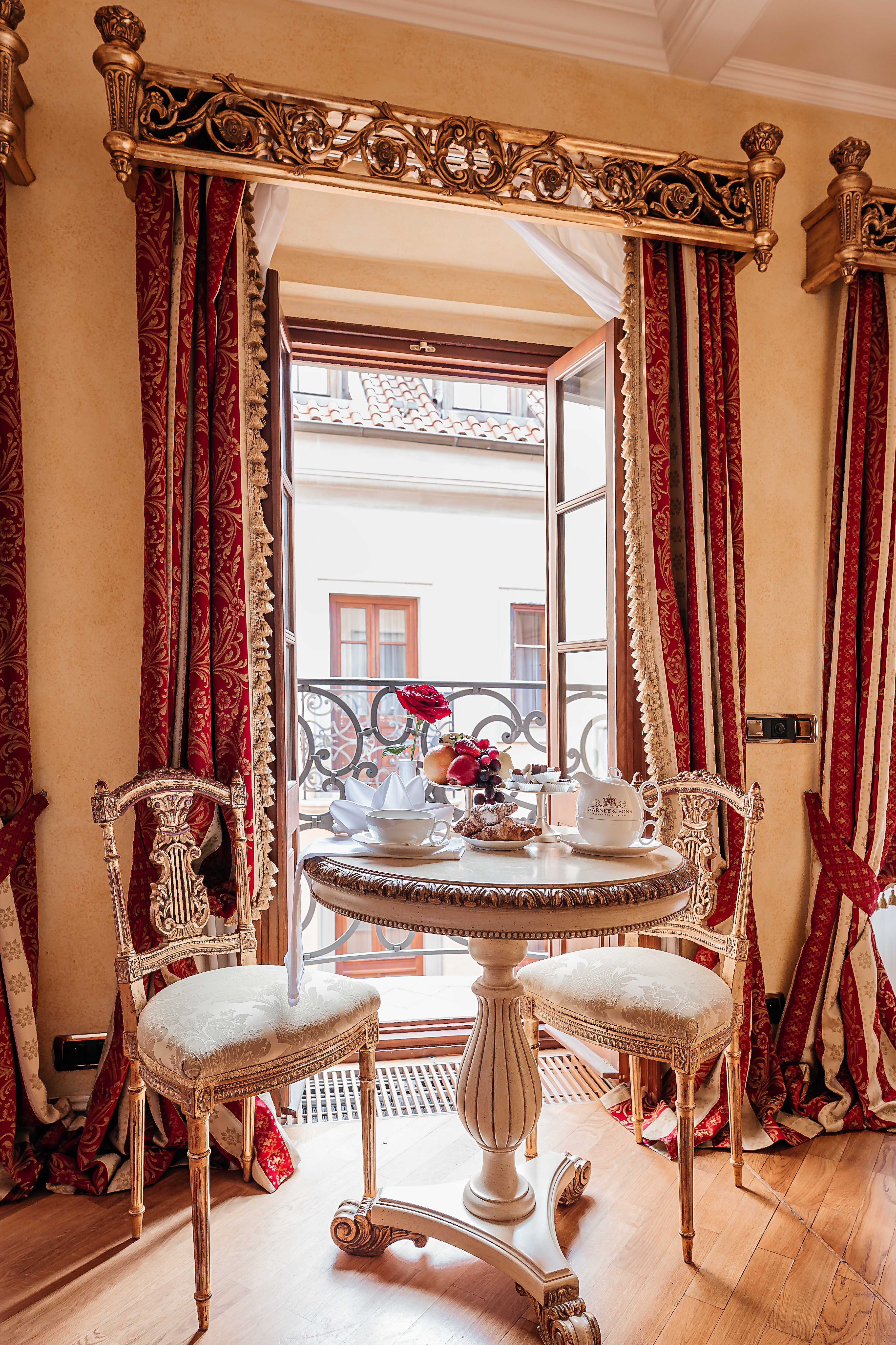 Double or Twin Deluxe