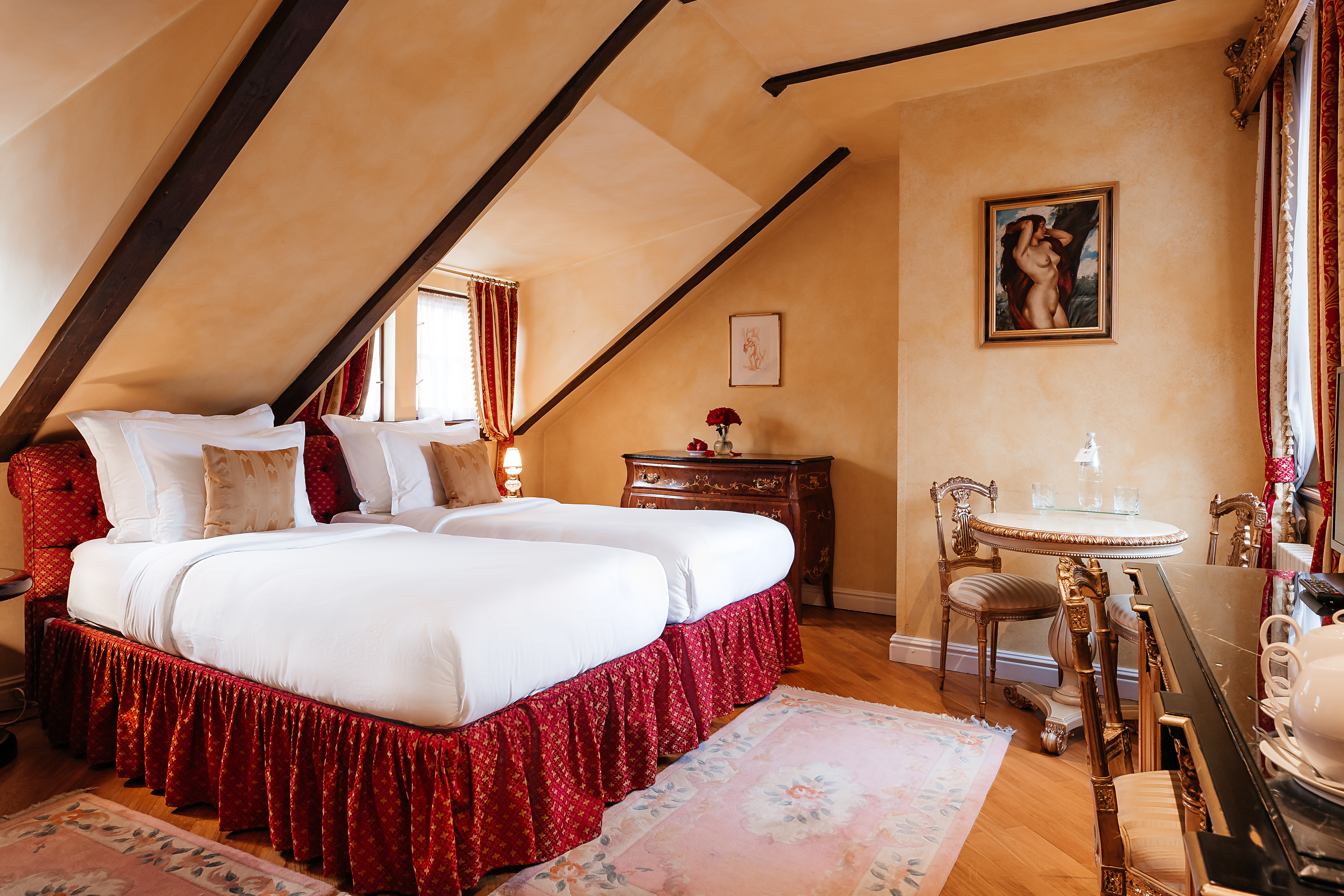 Double or Twin Deluxe