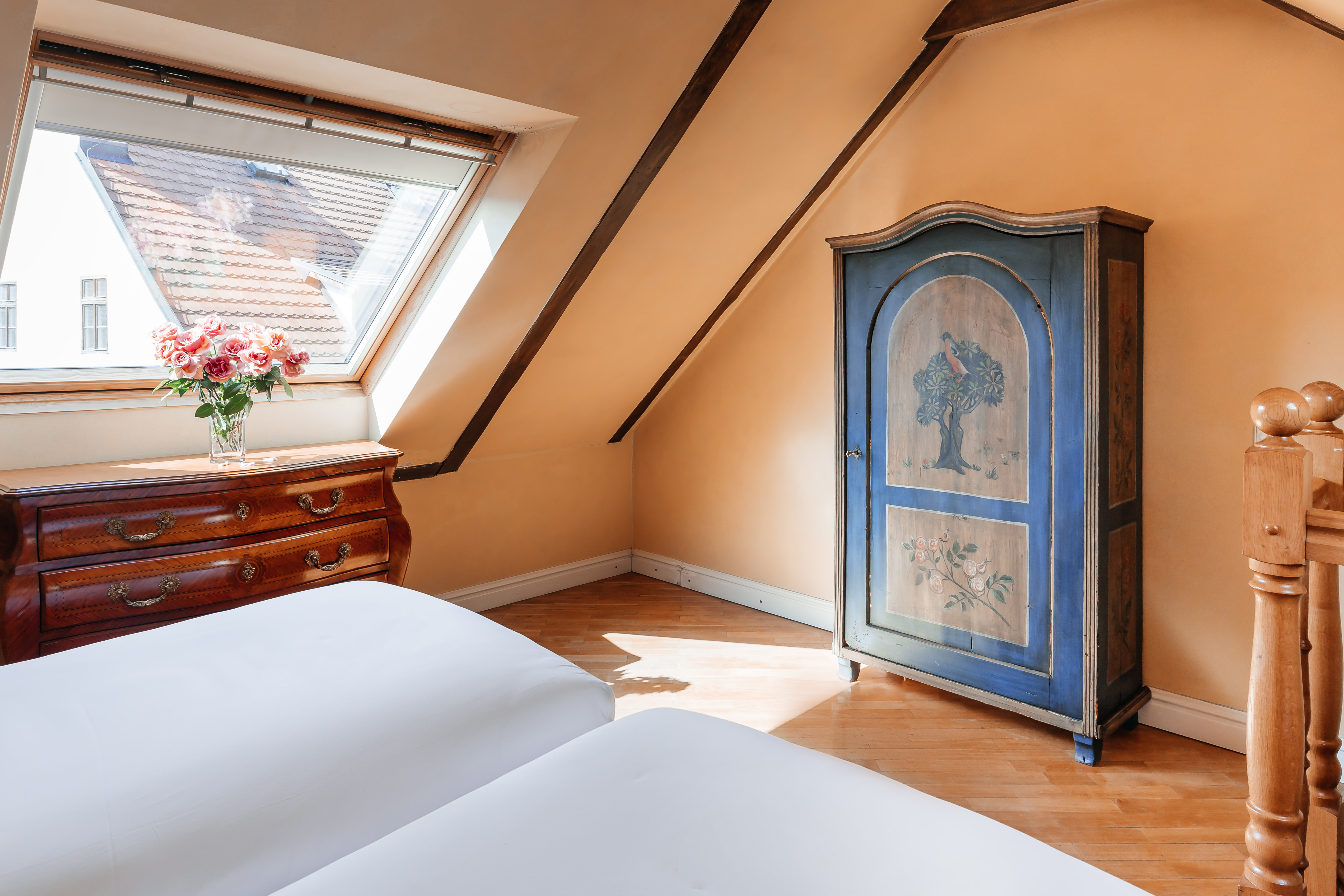 Family Room Capacity 4