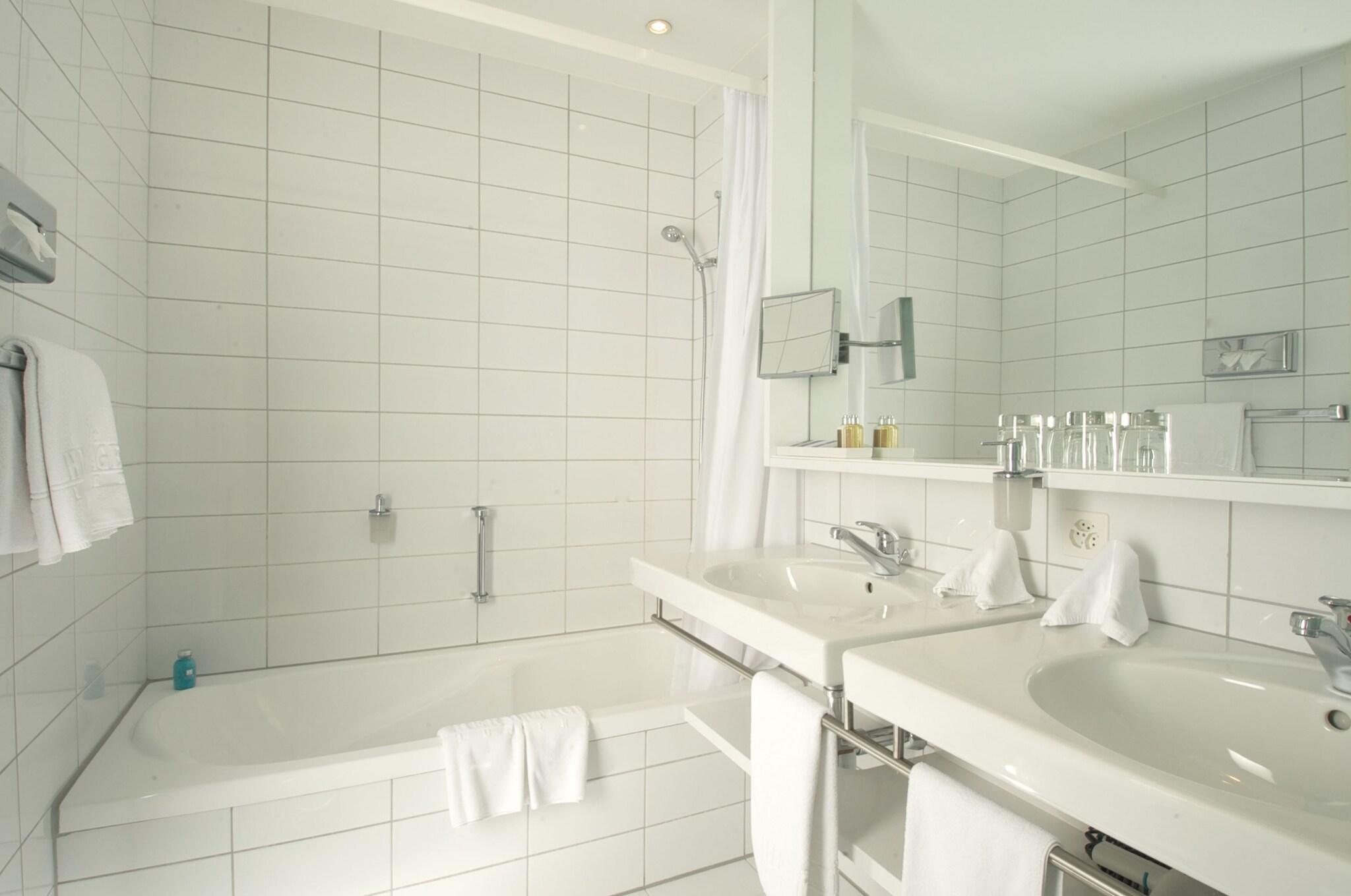 Quadruple Two Double Beds