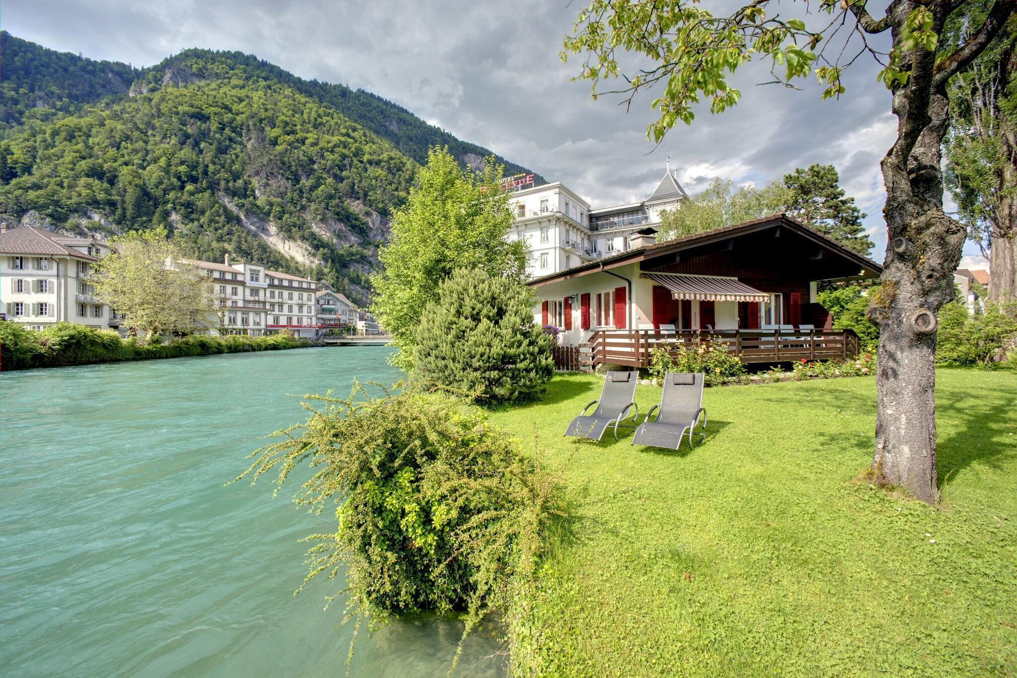 House Two Queen Beds