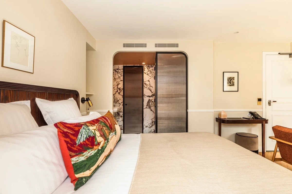 Double Deluxe One Bedroom